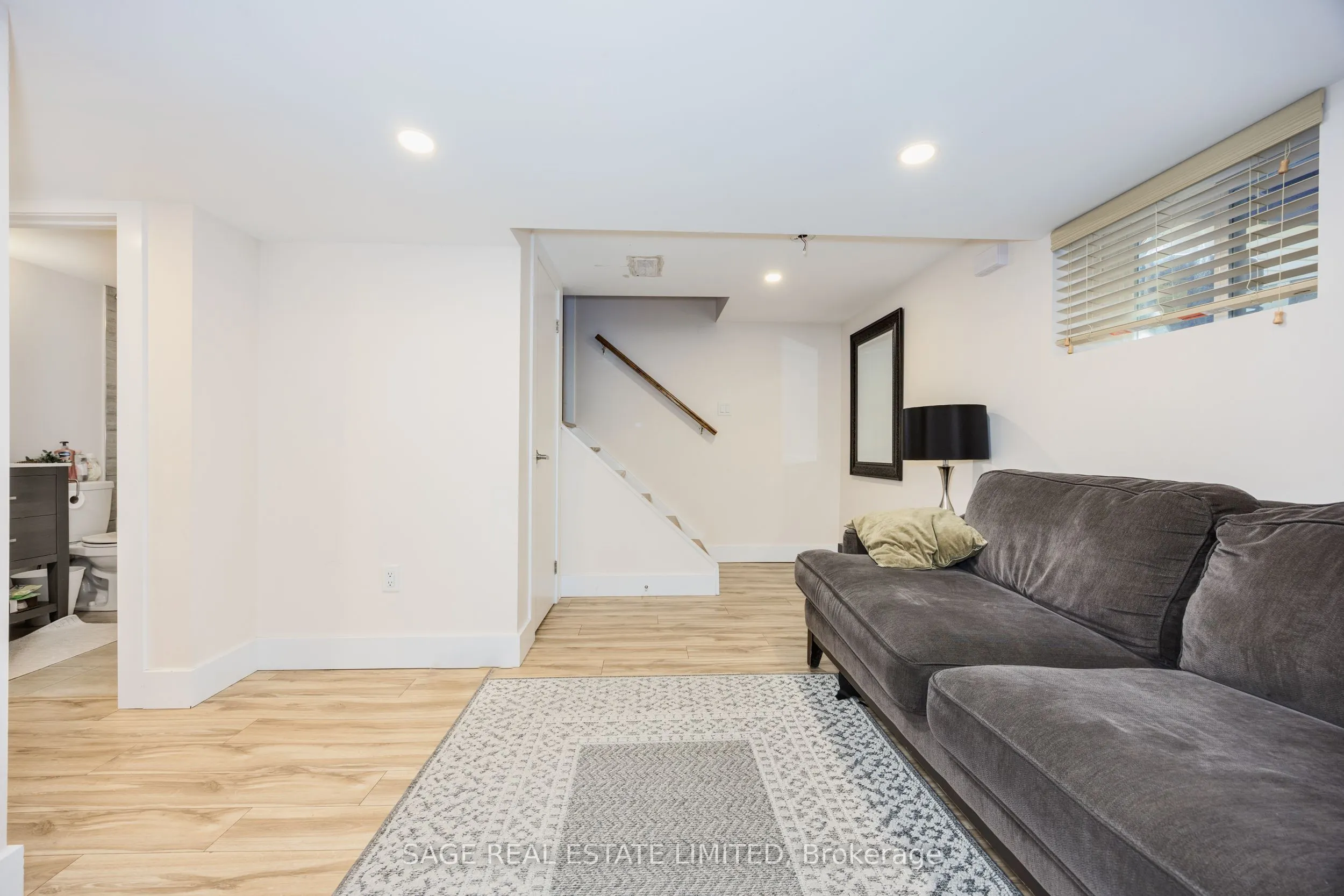 146 East 34th Street, #Lower Unit