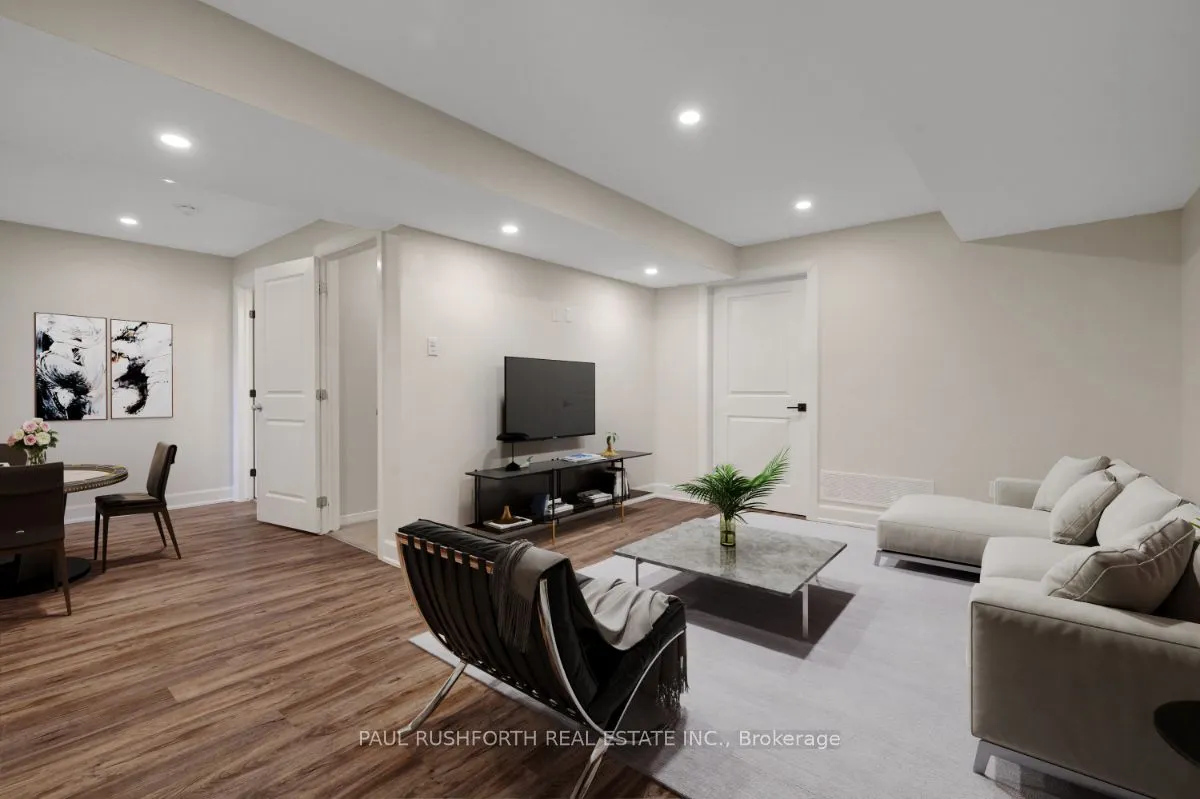 40 Riddell Street