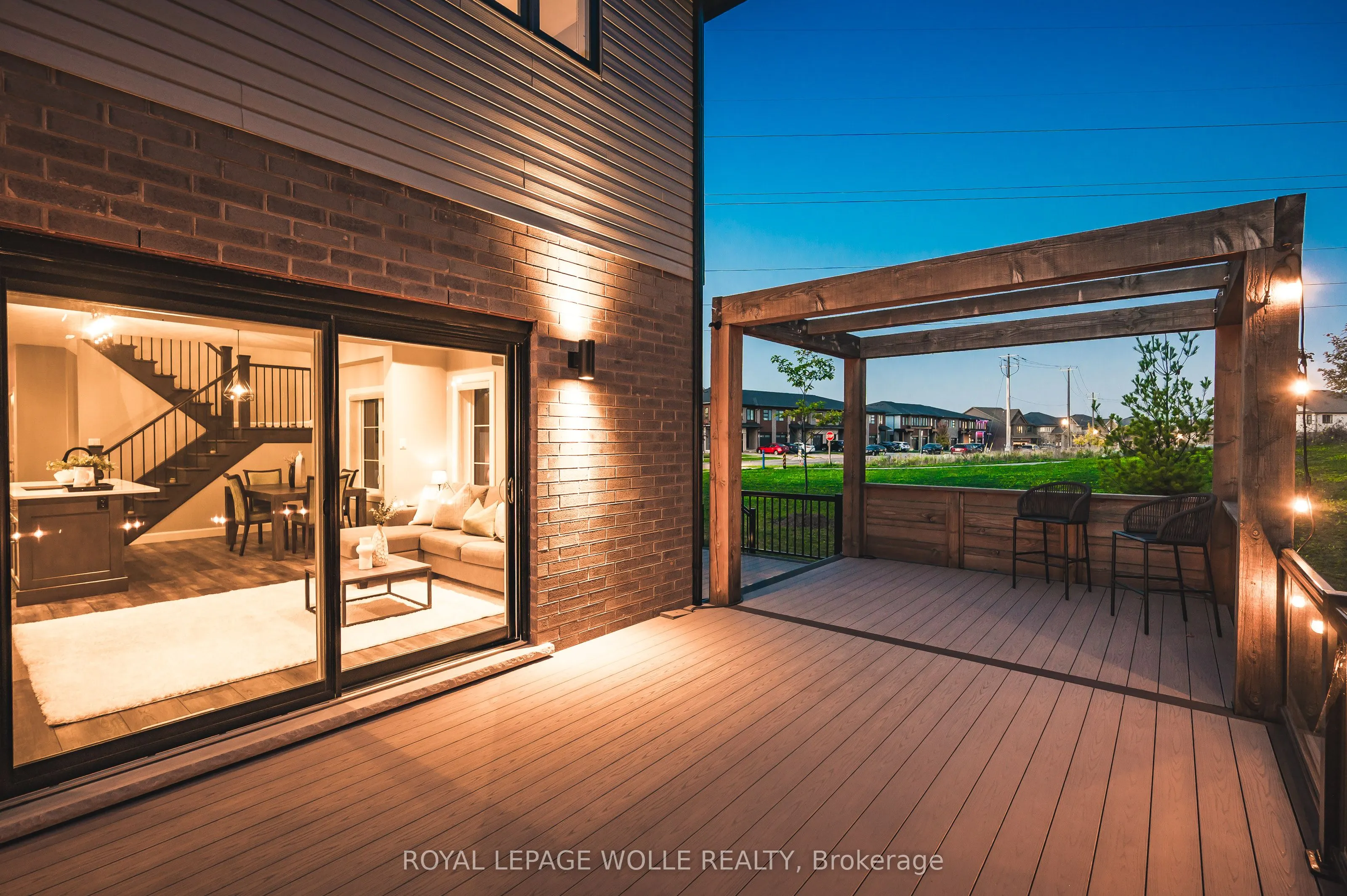 884 Robert Ferrie Drive