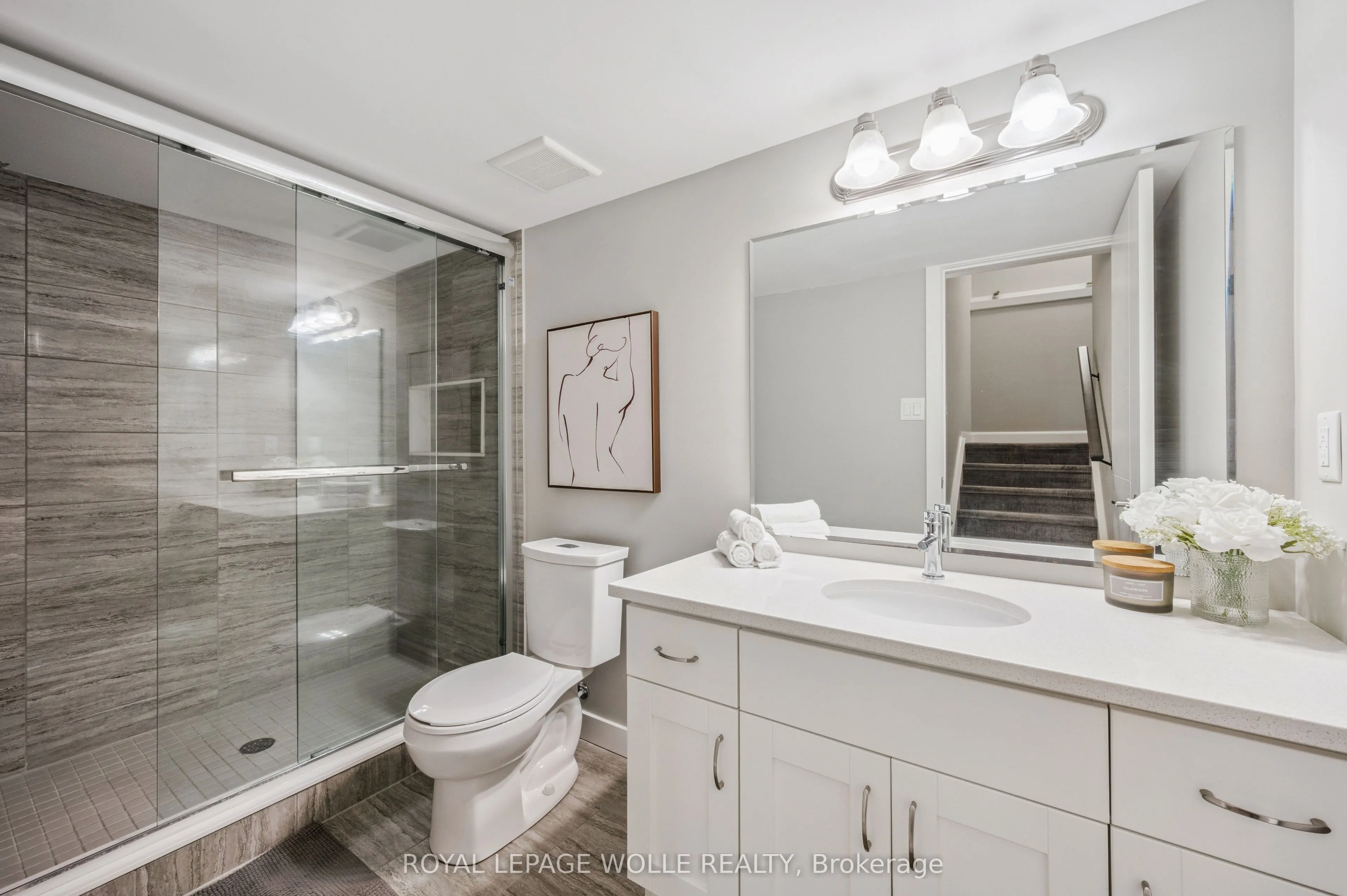 884 Robert Ferrie Drive