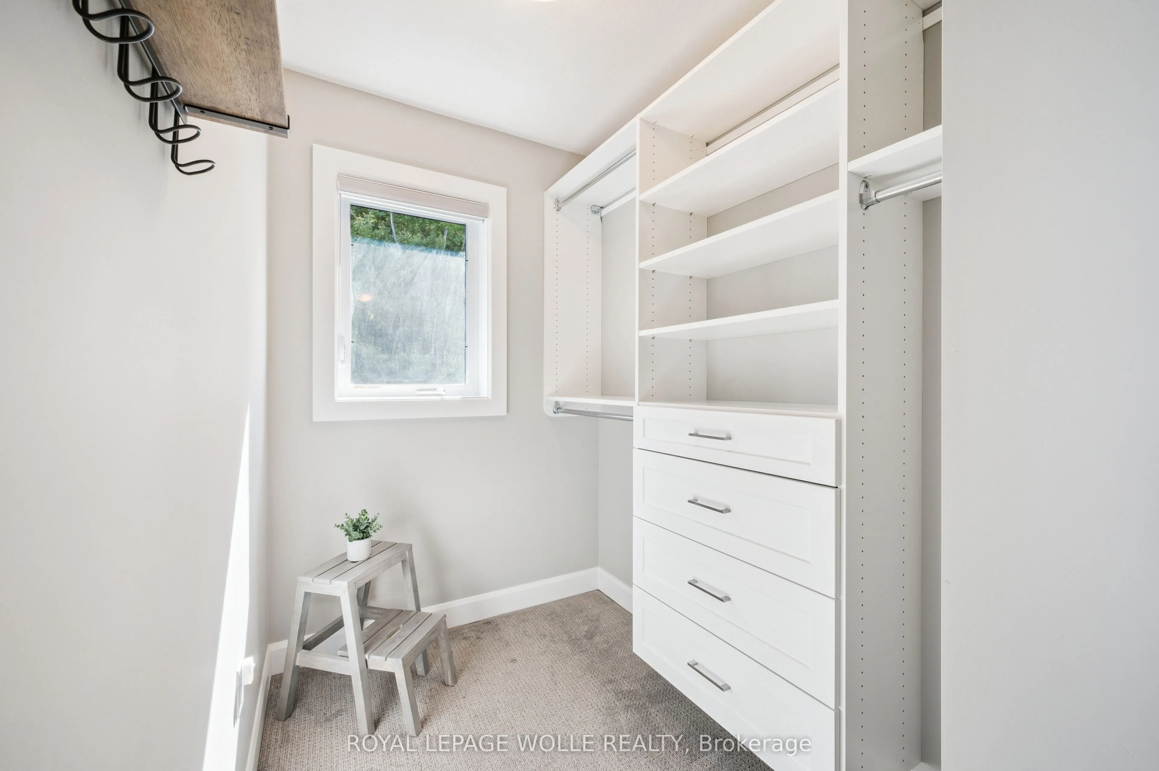884 Robert Ferrie Drive