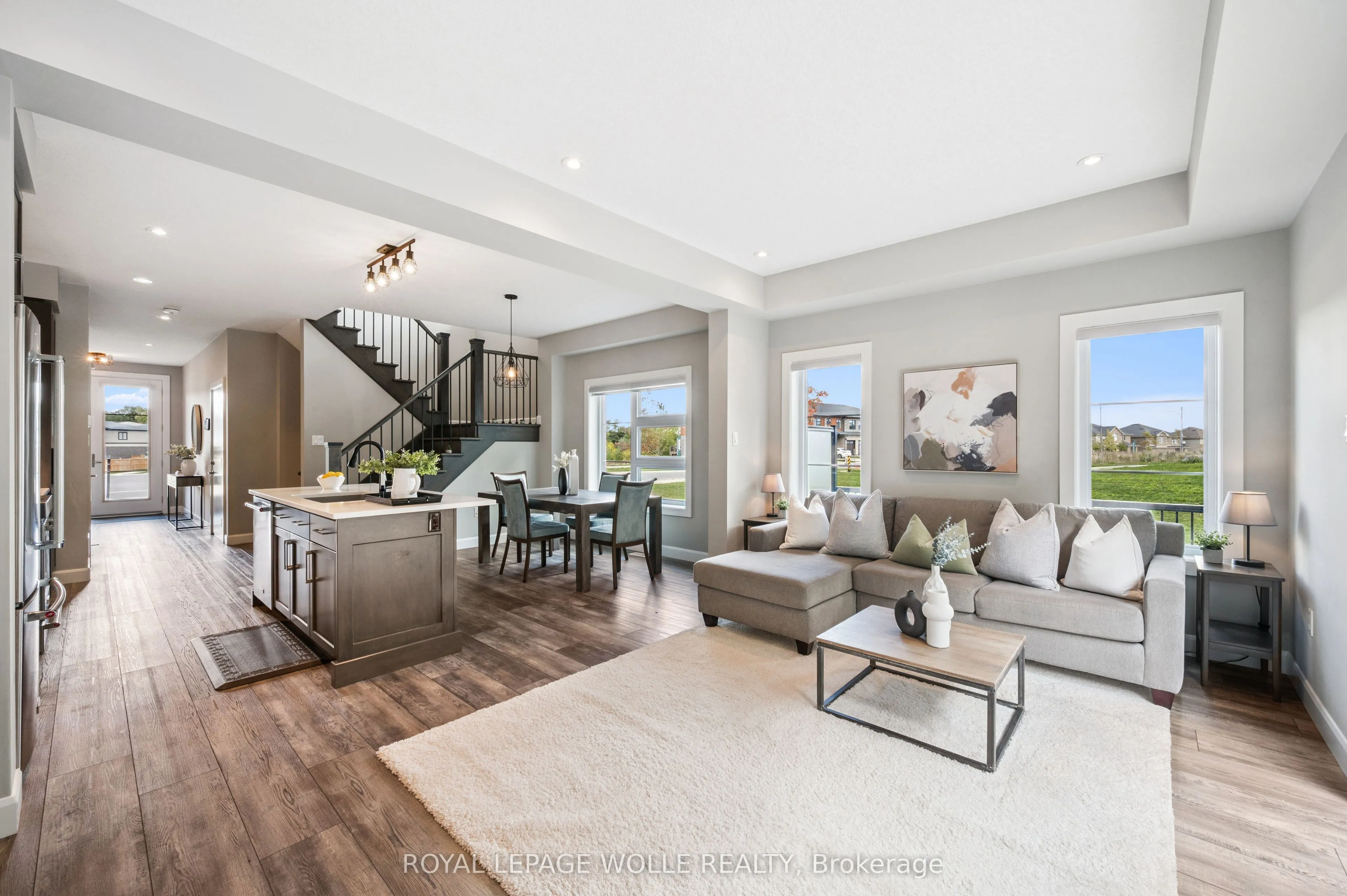 884 Robert Ferrie Drive