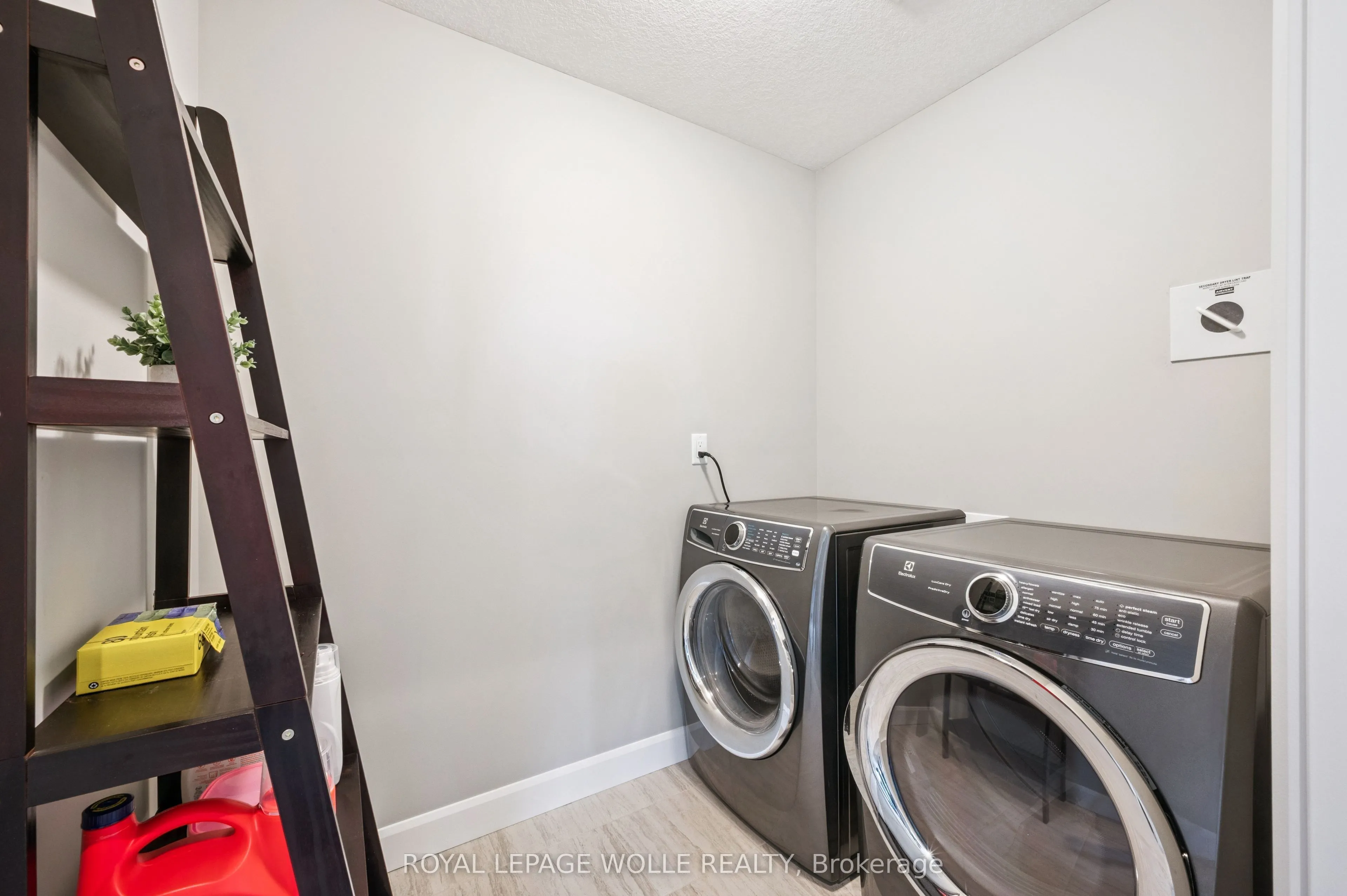884 Robert Ferrie Drive