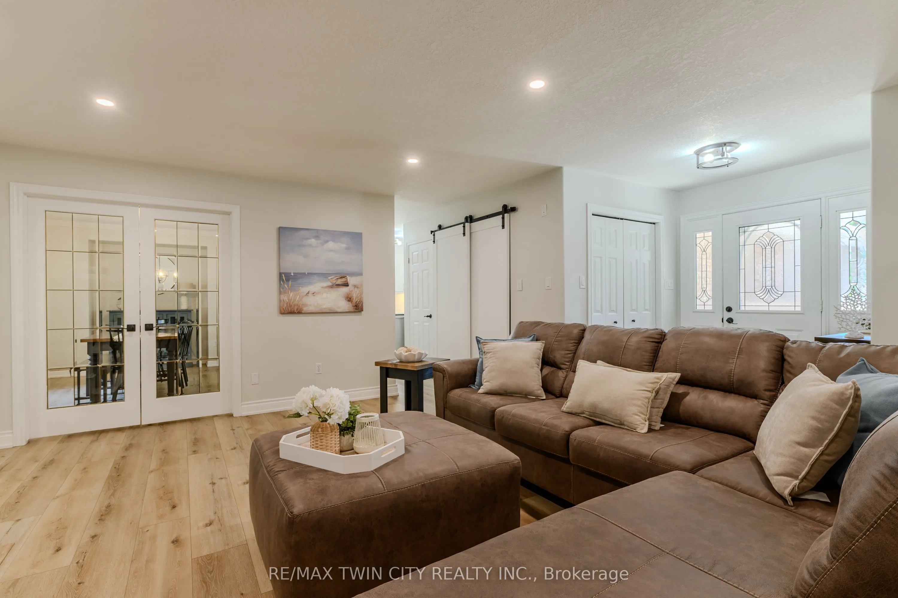 5 Newport Lane