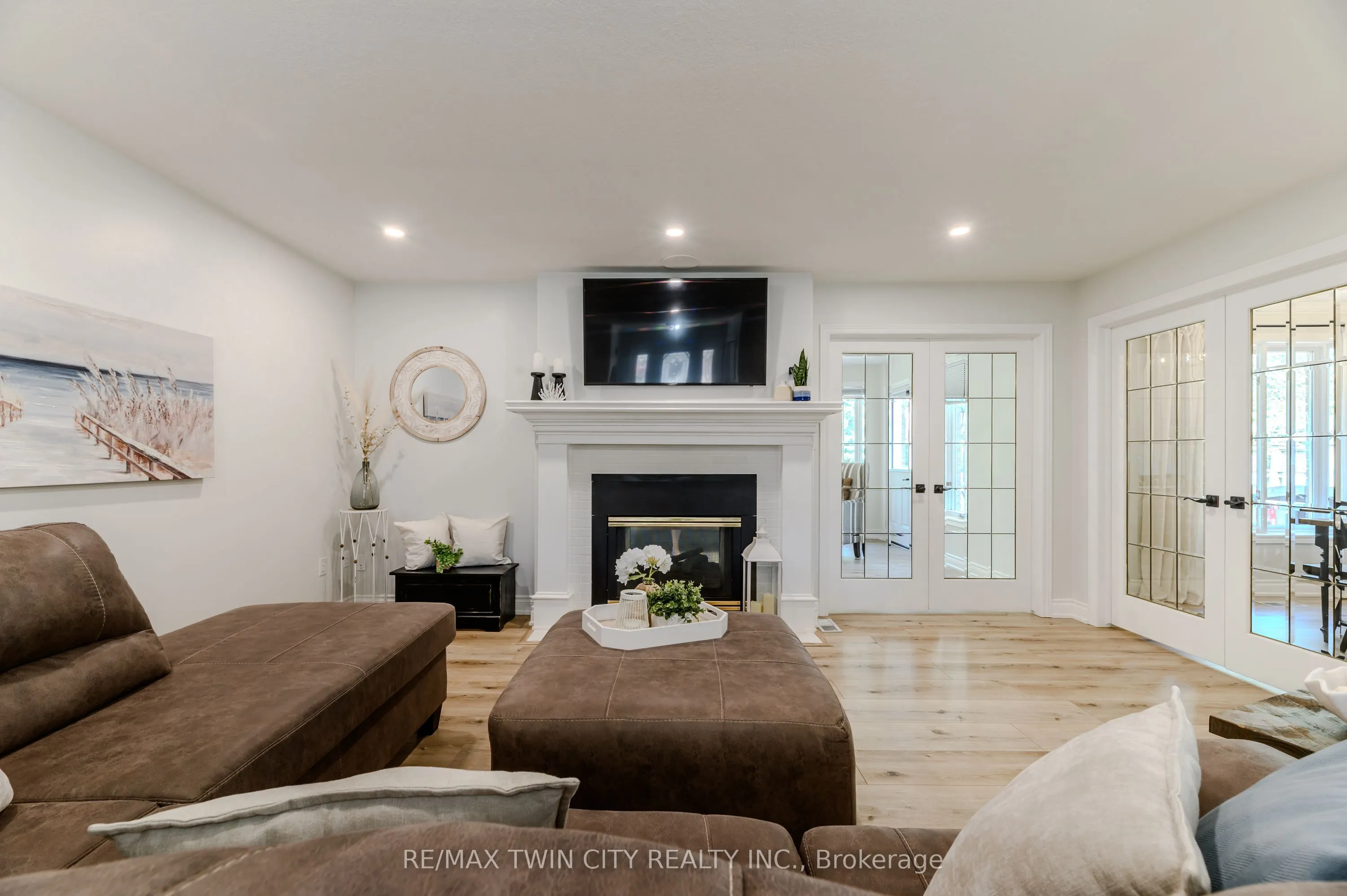 5 Newport Lane