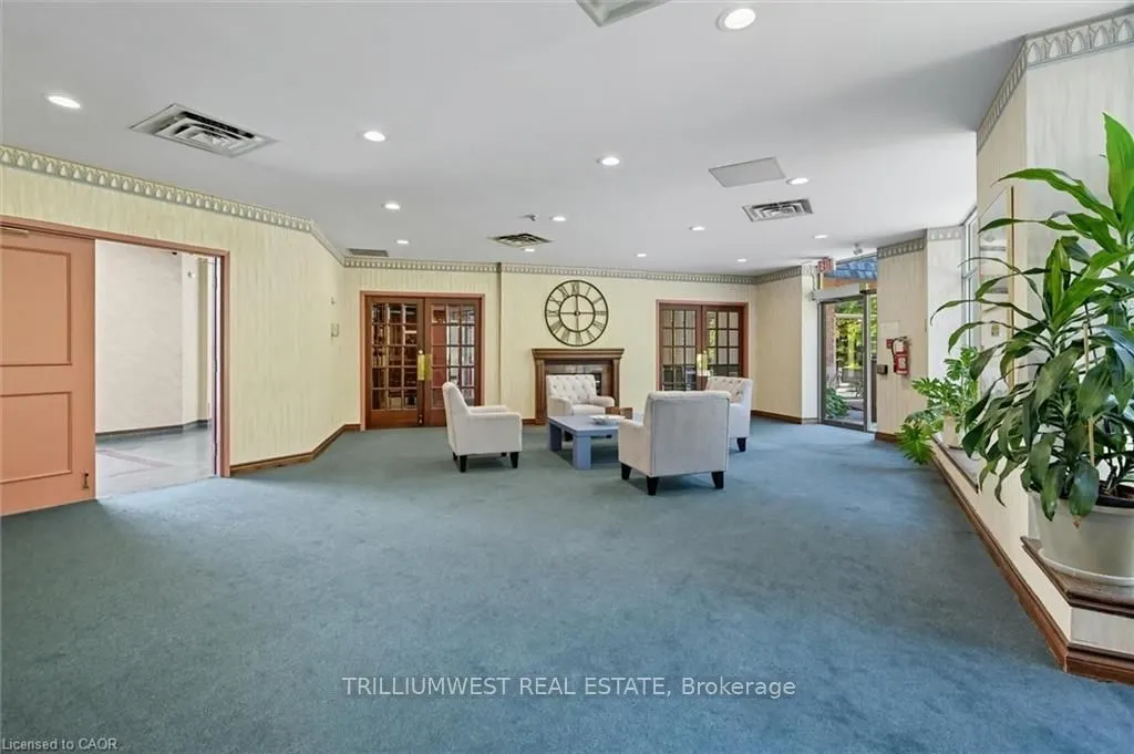 8111 Forest Glen Drive, #524