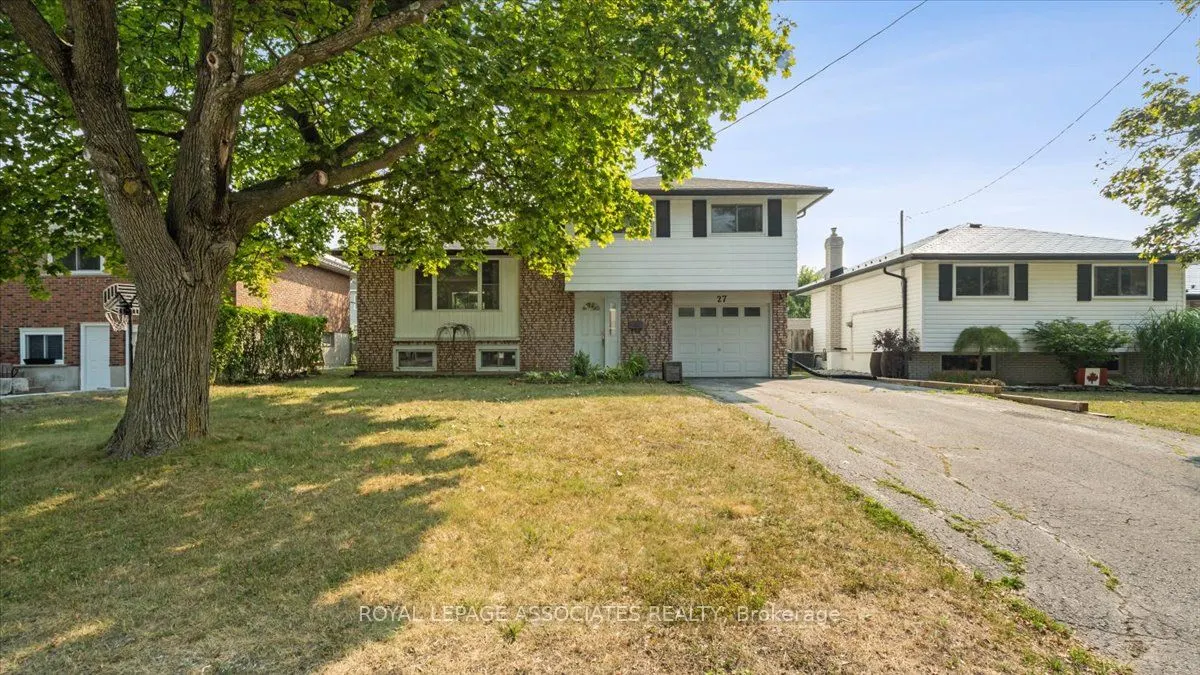 27 Janlyn Crescent