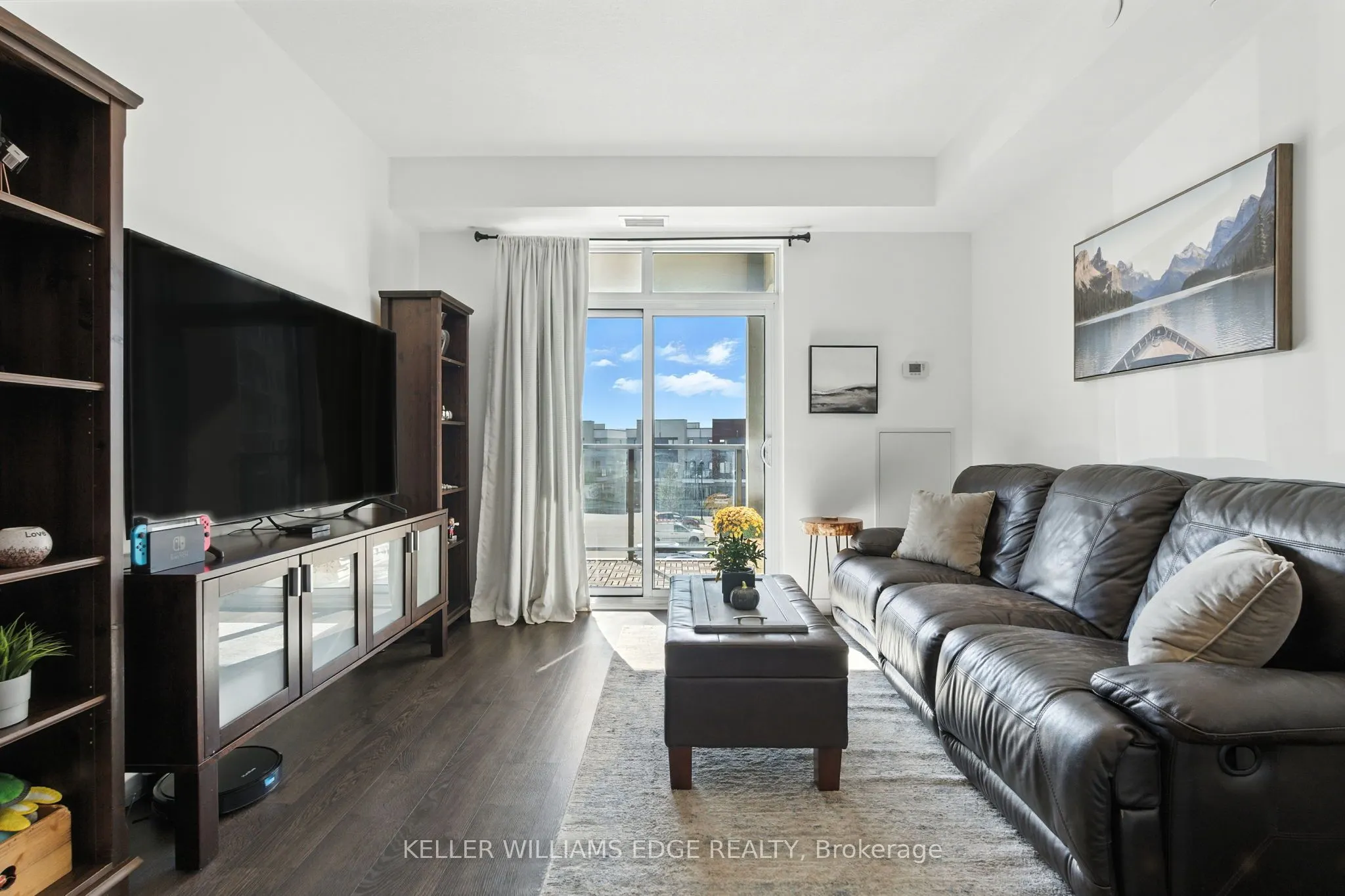 125 Shoreview Place, #338
