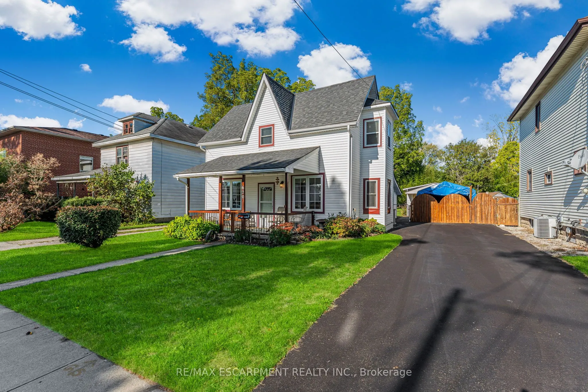 620 CEDAR Street
