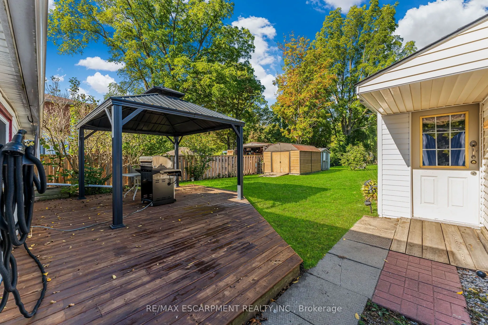 620 CEDAR Street