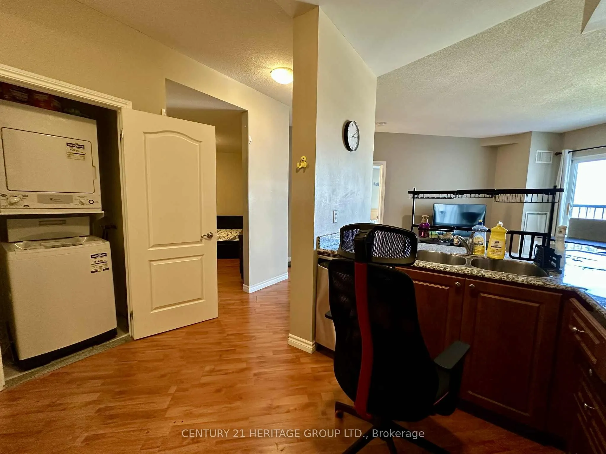 135 James Street S, #715