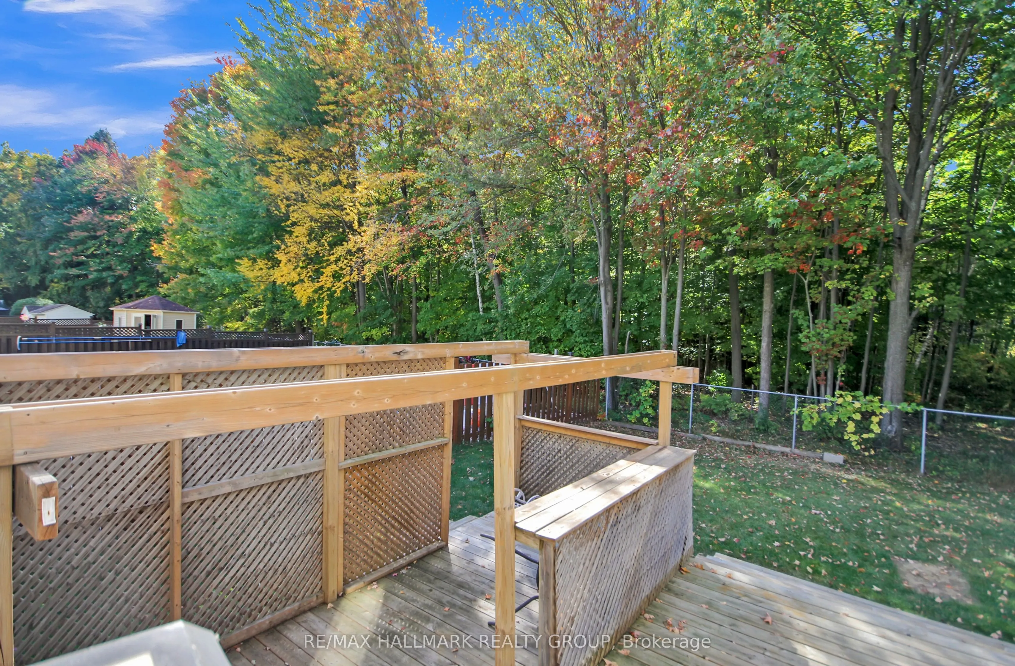 1662 HUNTERS RUN Drive