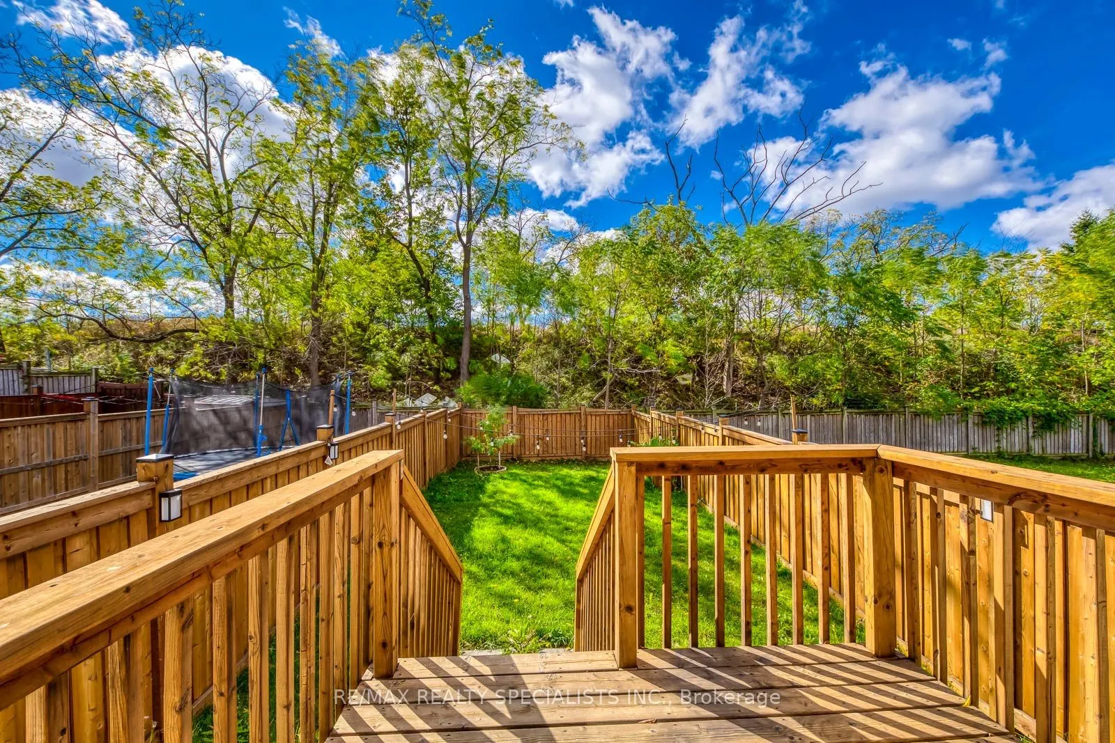 72 Crafter Crescent