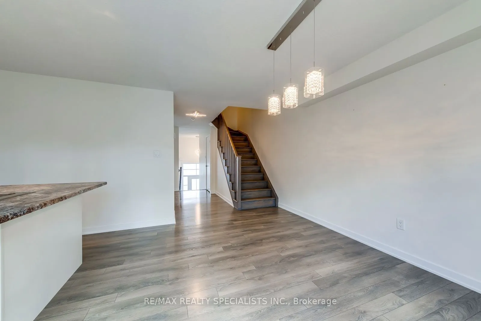 72 Crafter Crescent