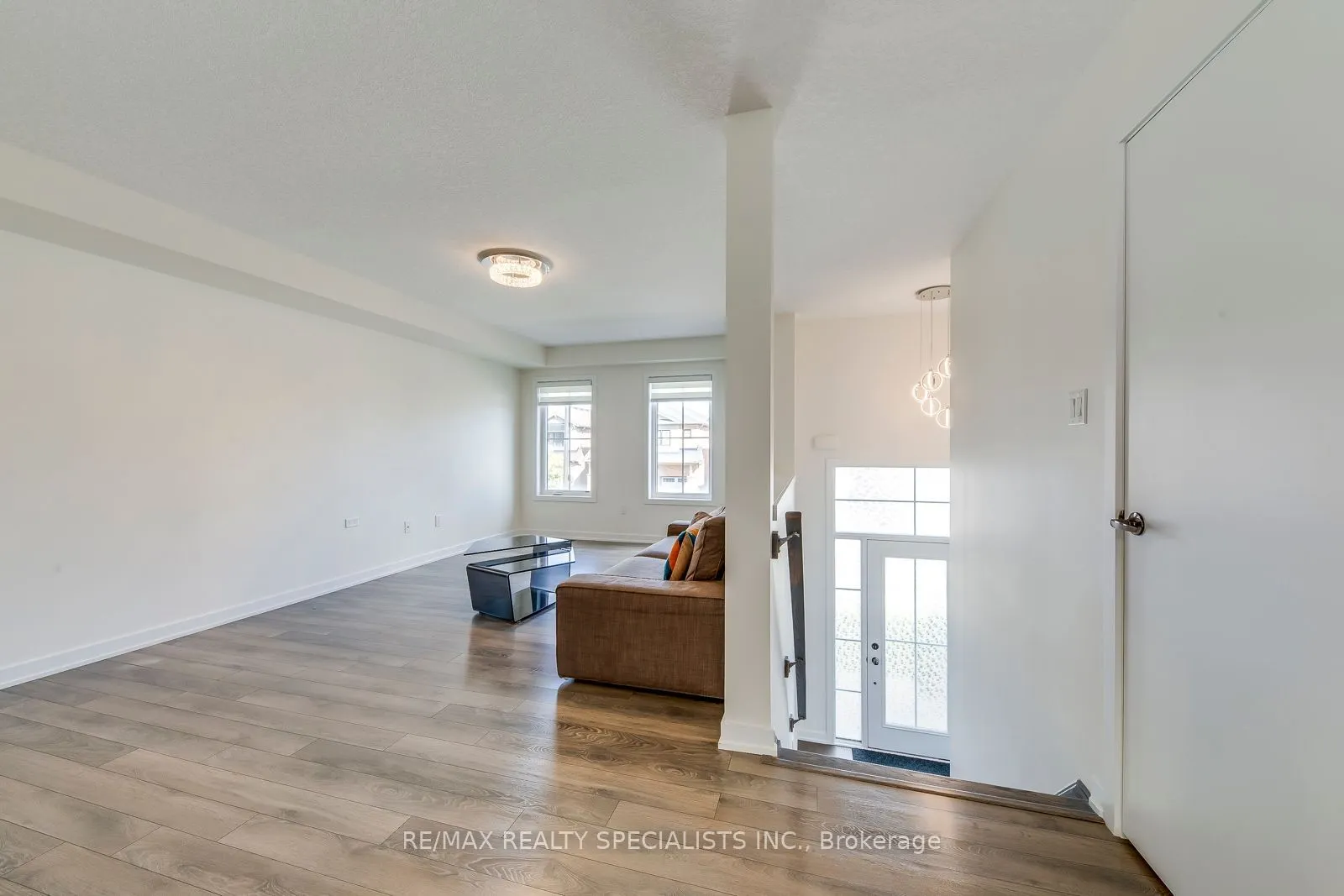 72 Crafter Crescent