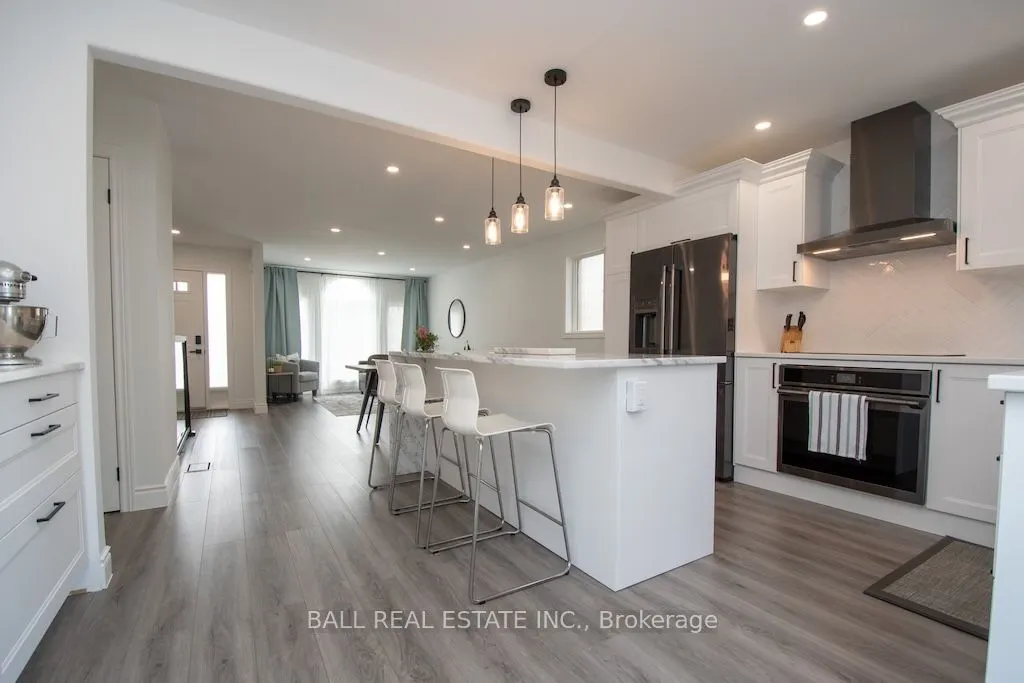 2546 Marsdale Drive