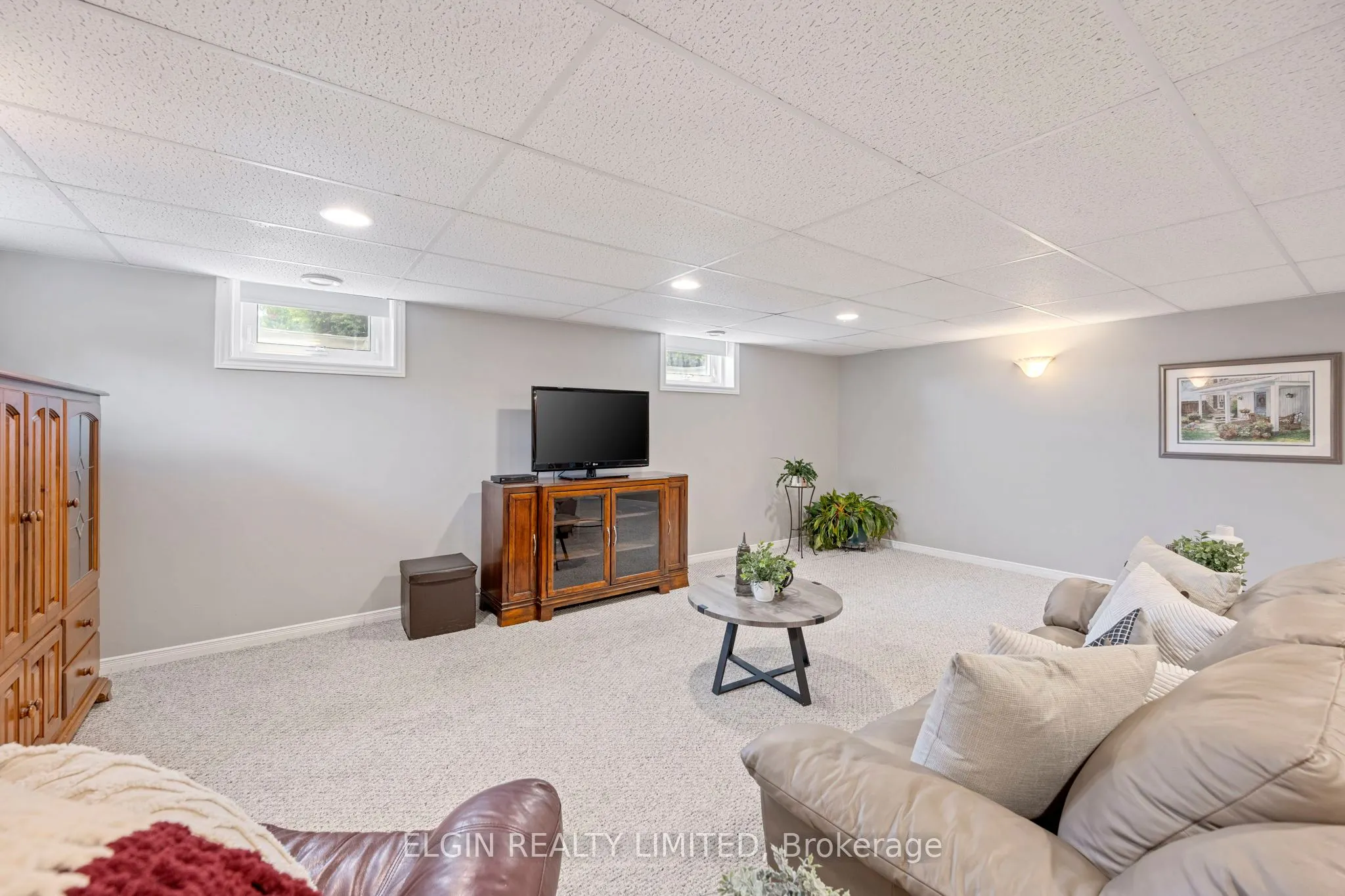 9538 Tower Road