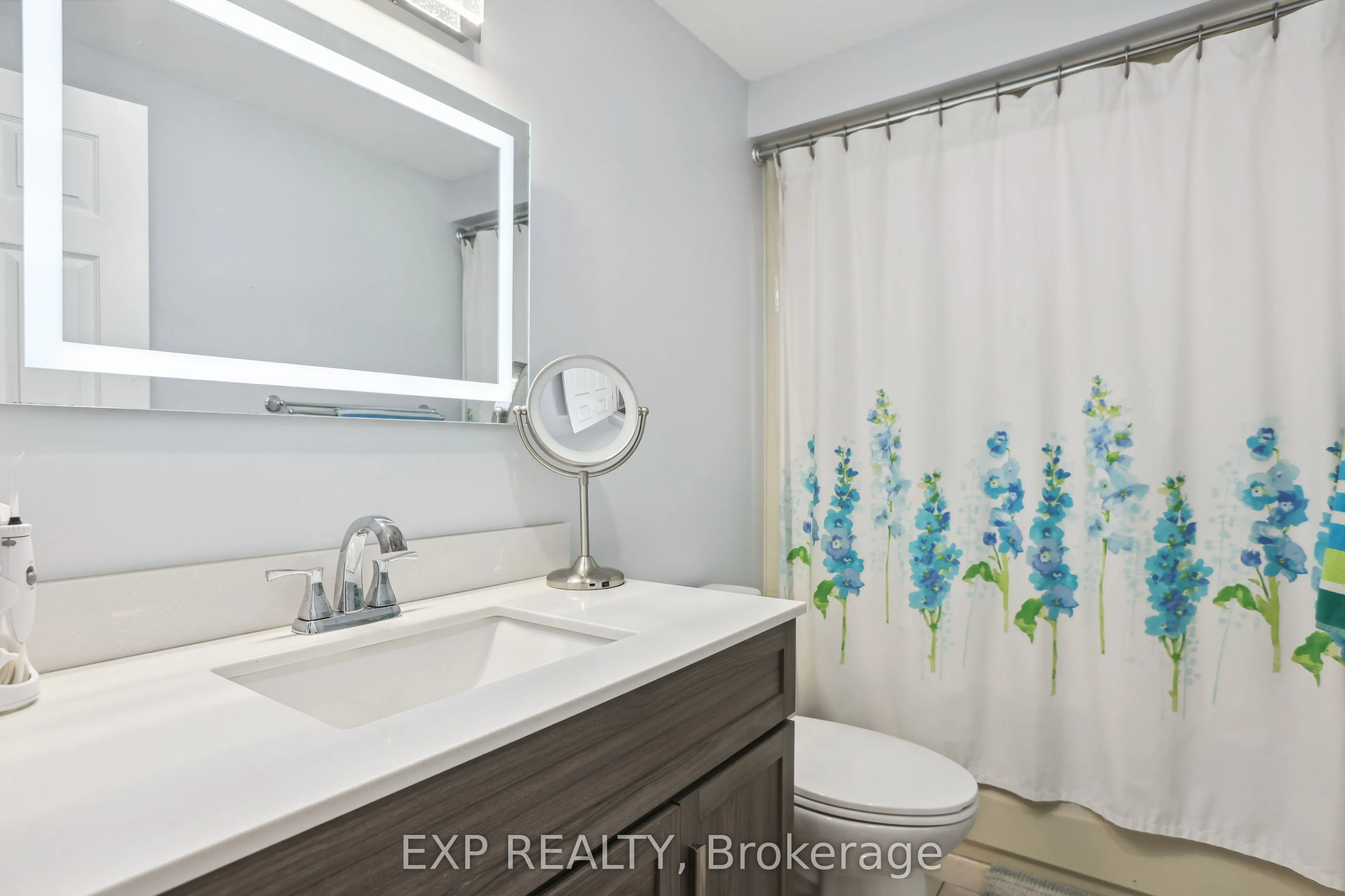 2 Royalwood Court, #49