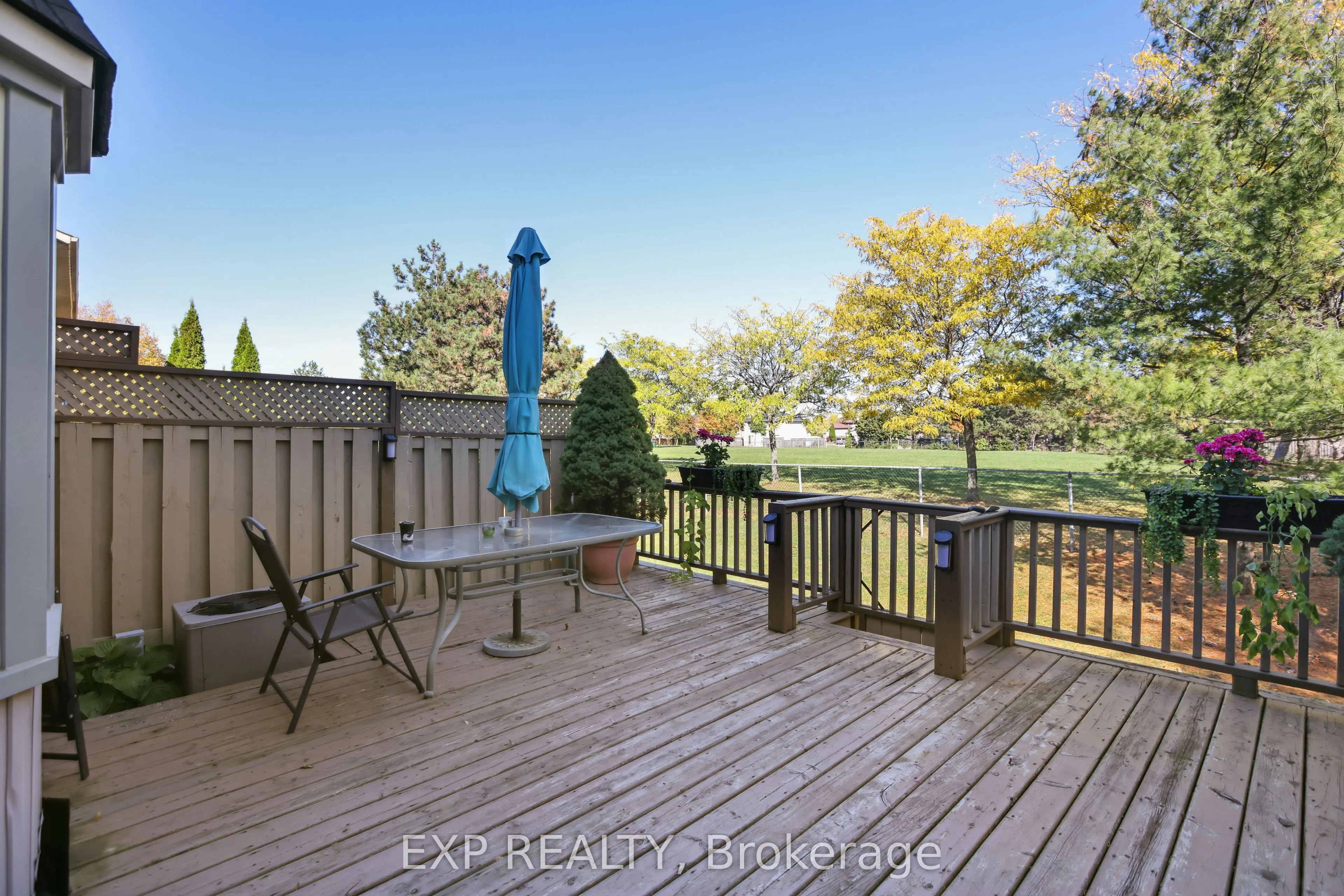 2 Royalwood Court, #49