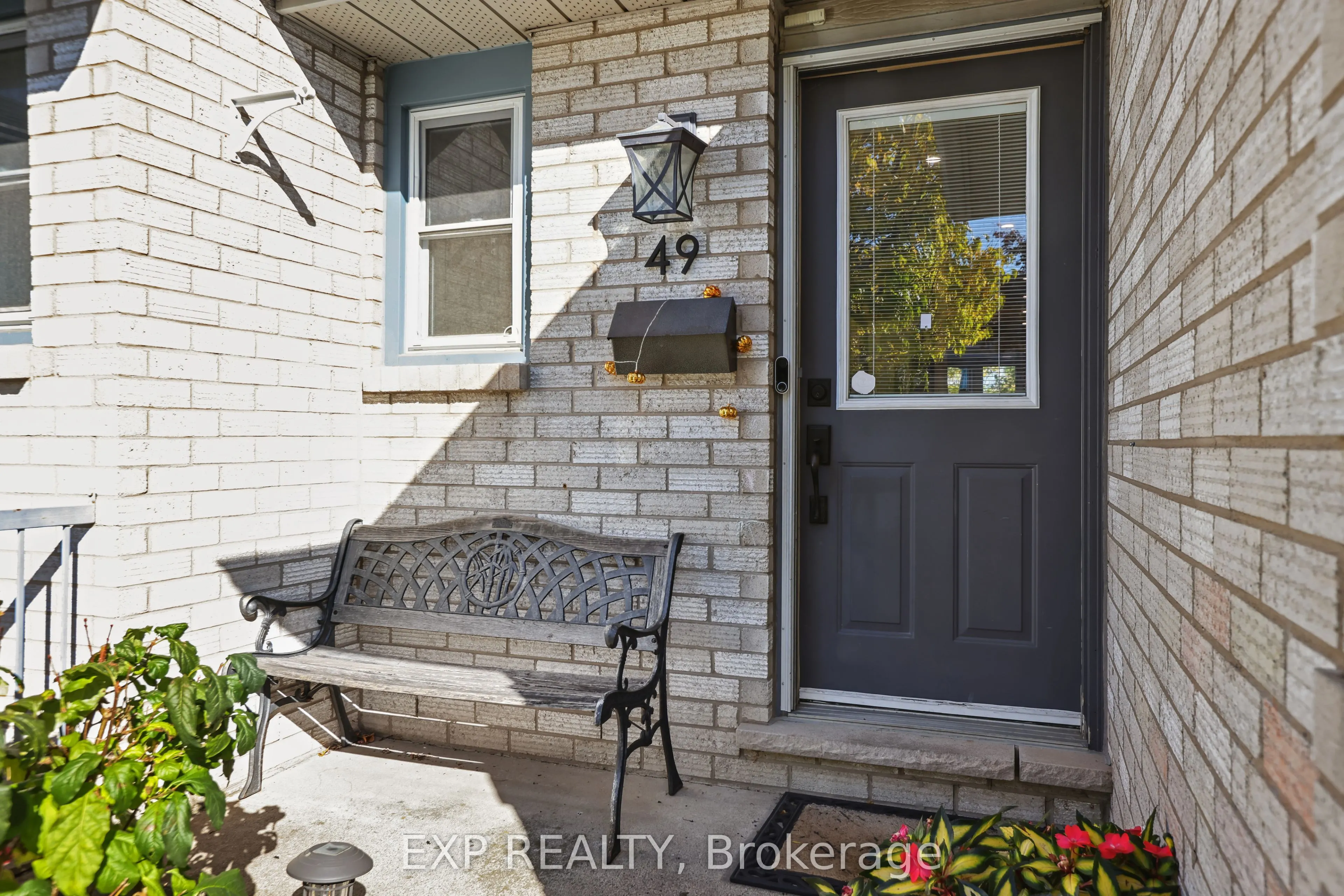 2 Royalwood Court, #49