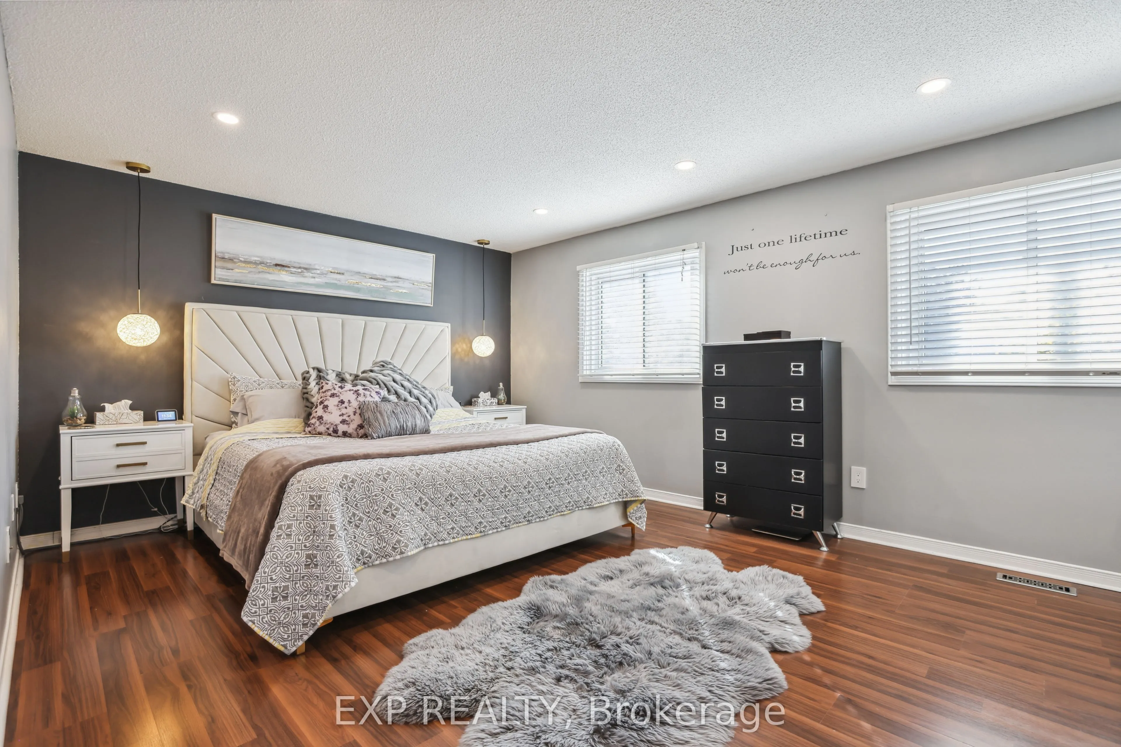 2 Royalwood Court, #49