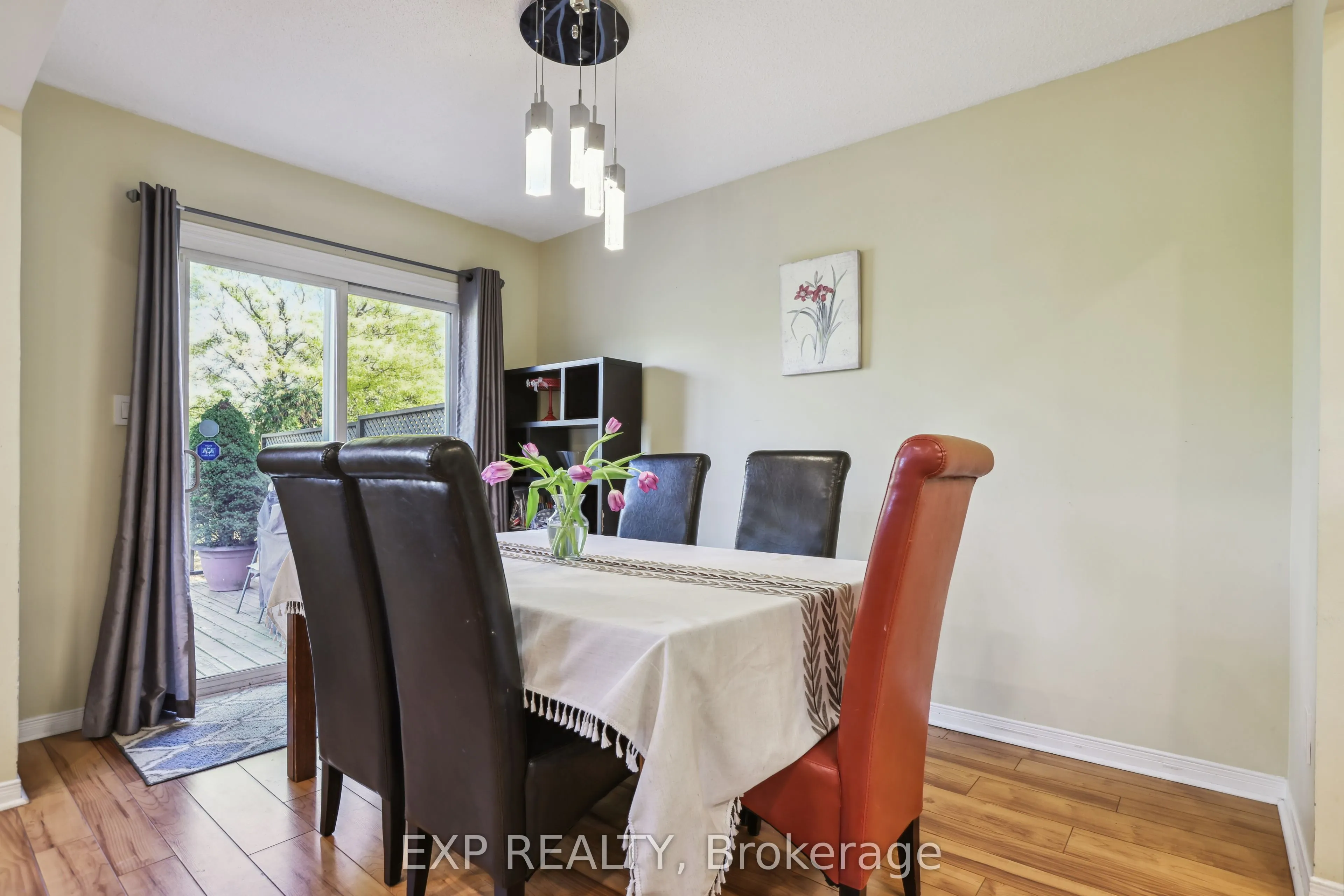 2 Royalwood Court, #49
