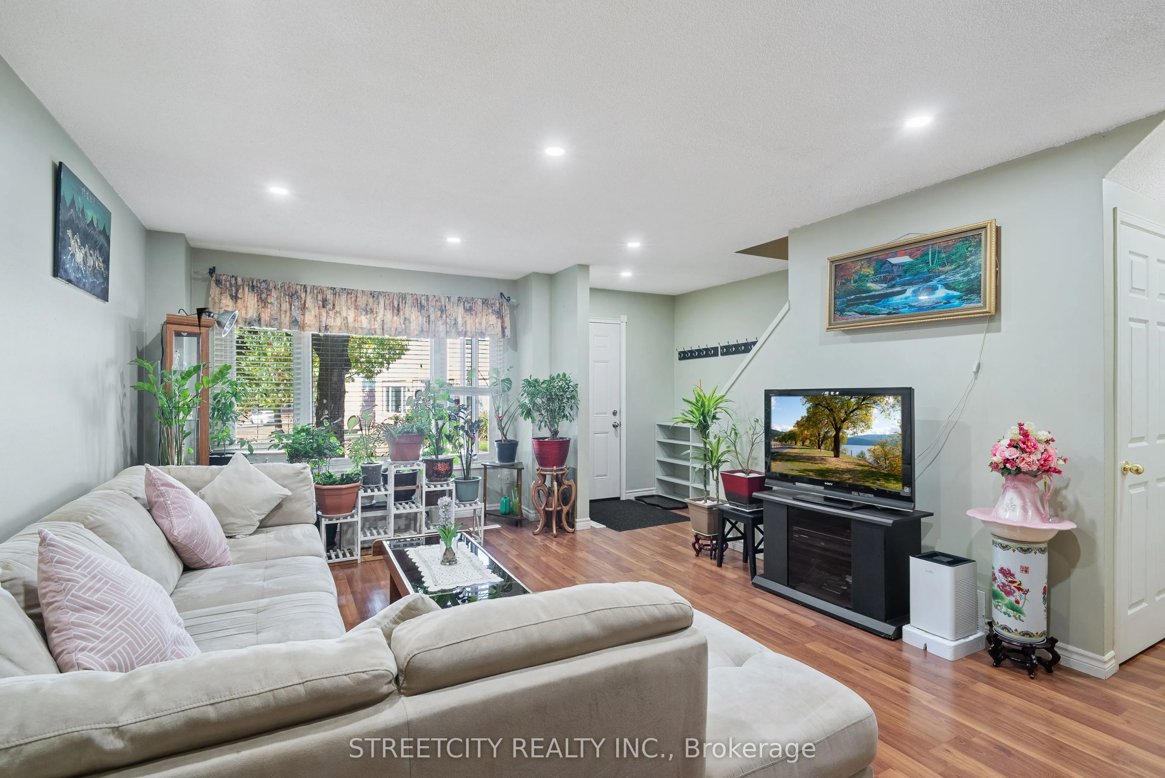45 Gatewood Place, #19