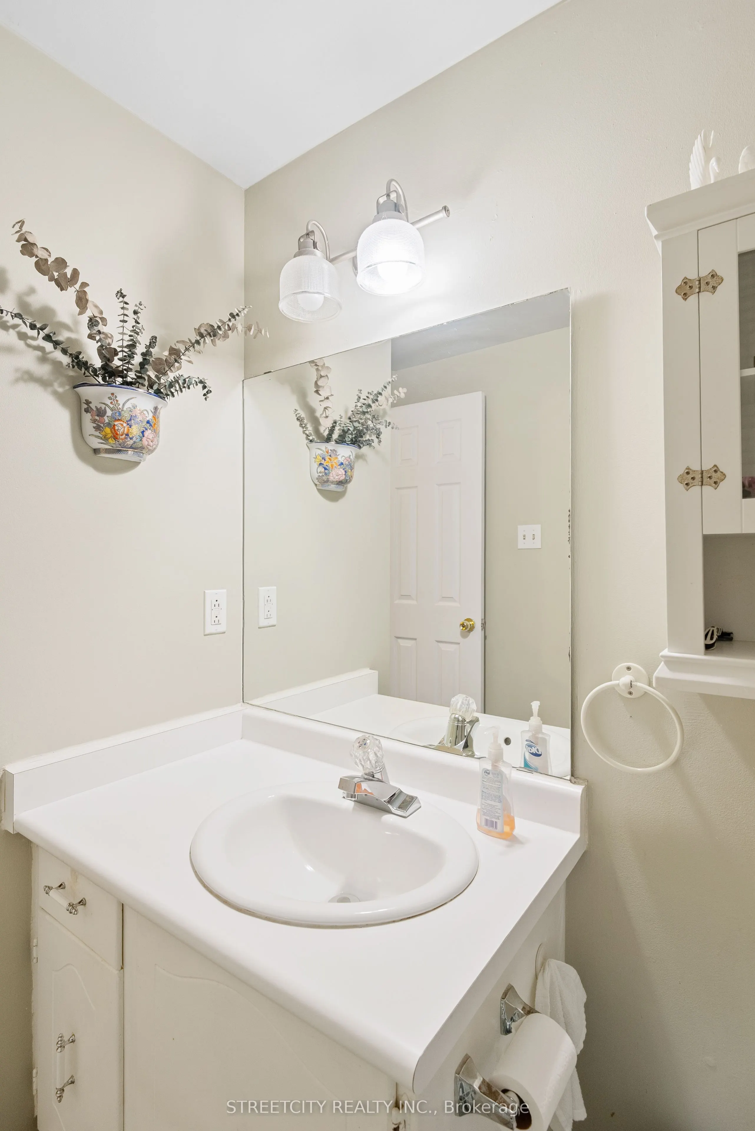 45 Gatewood Place, #19