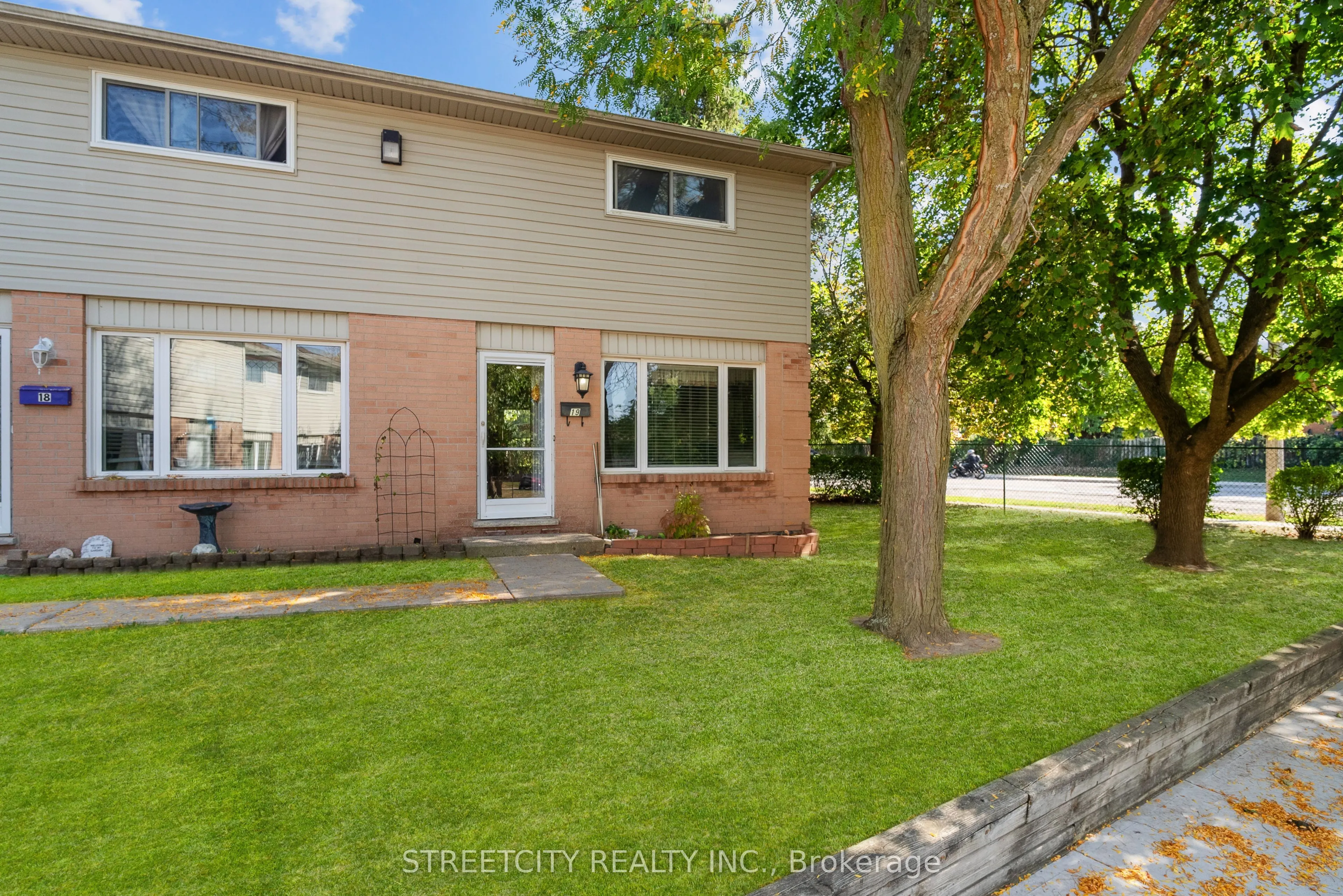 45 Gatewood Place, #19