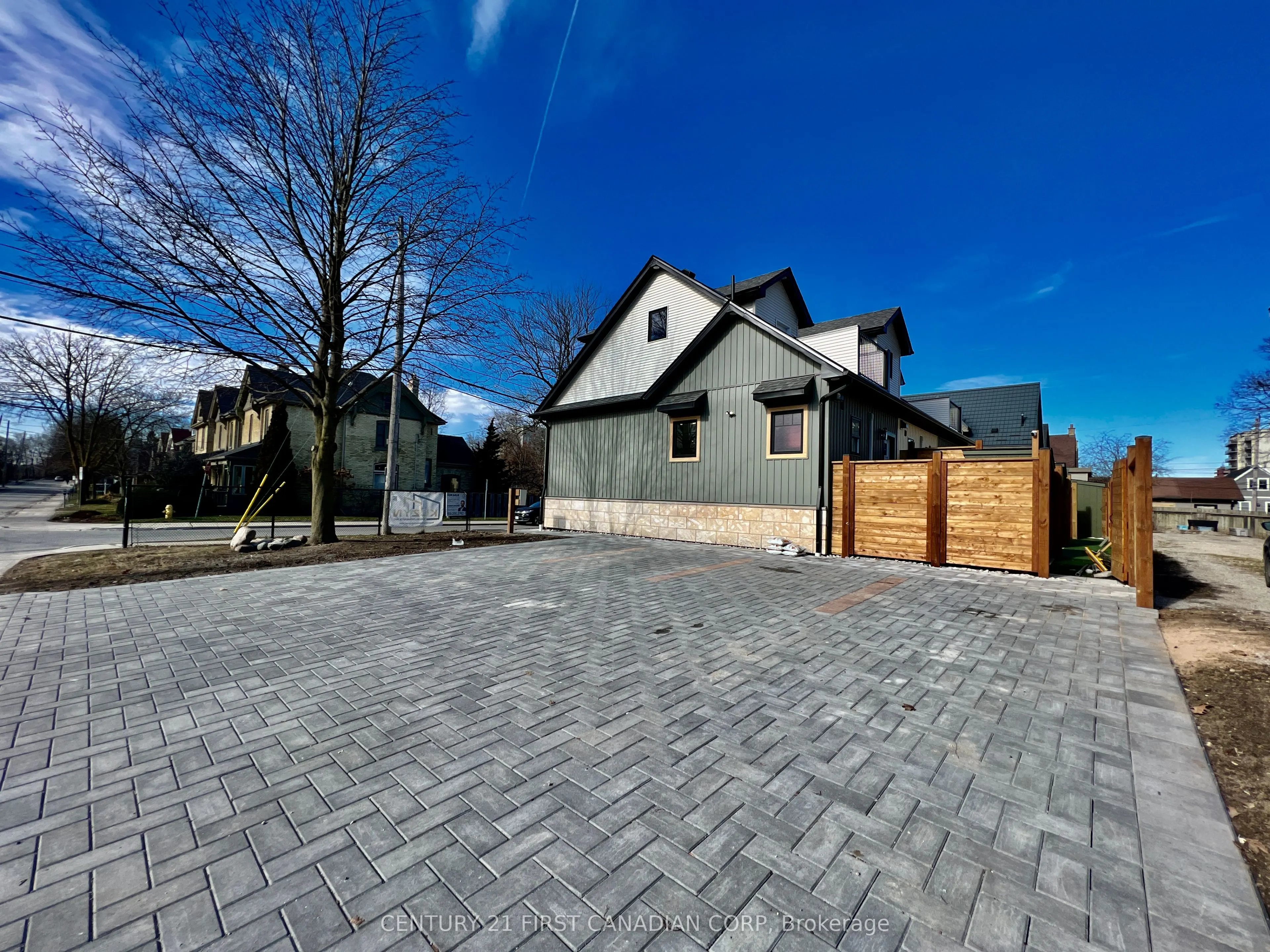 166 CENTRAL Avenue, #3