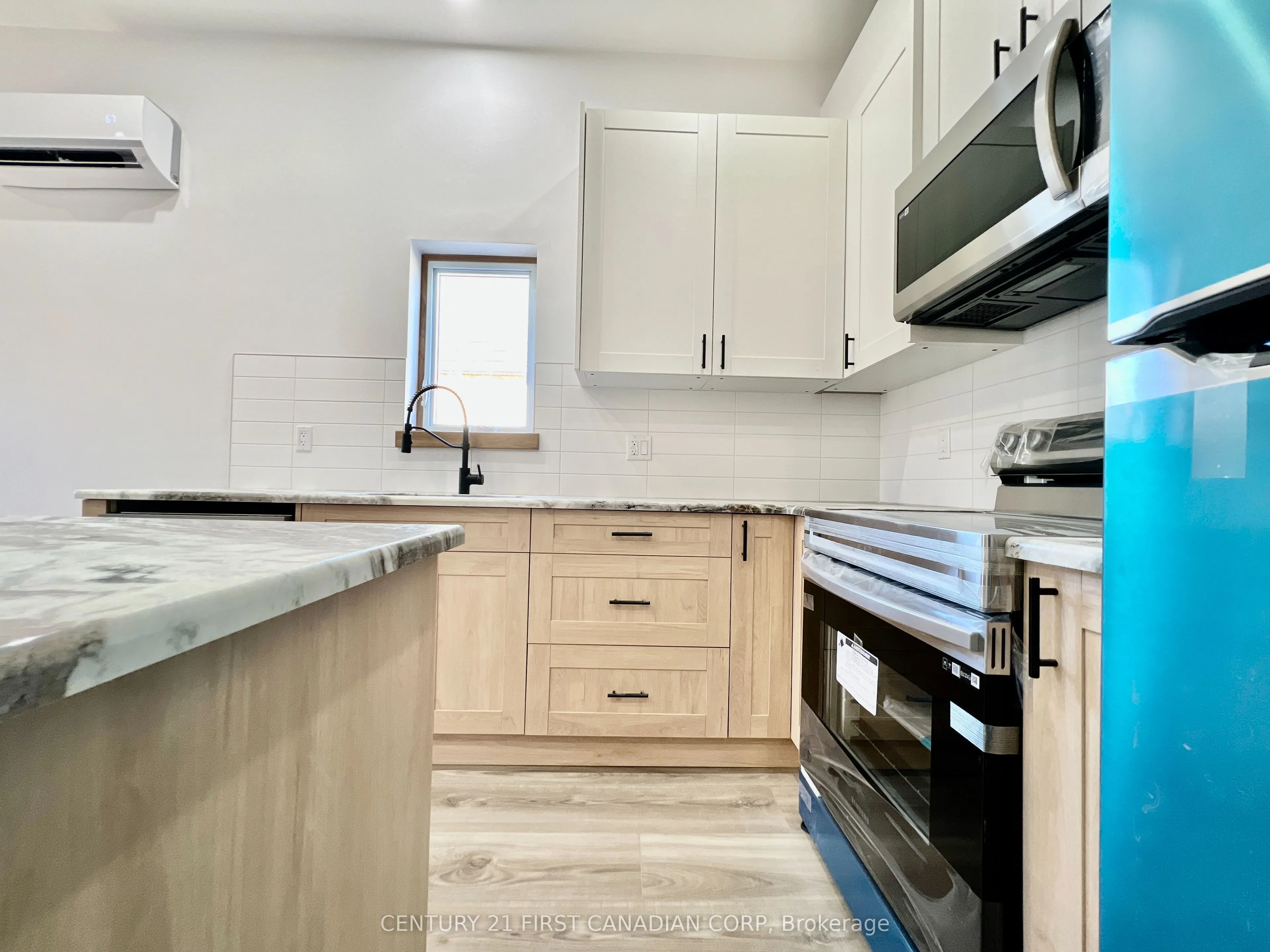166 CENTRAL Avenue, #3