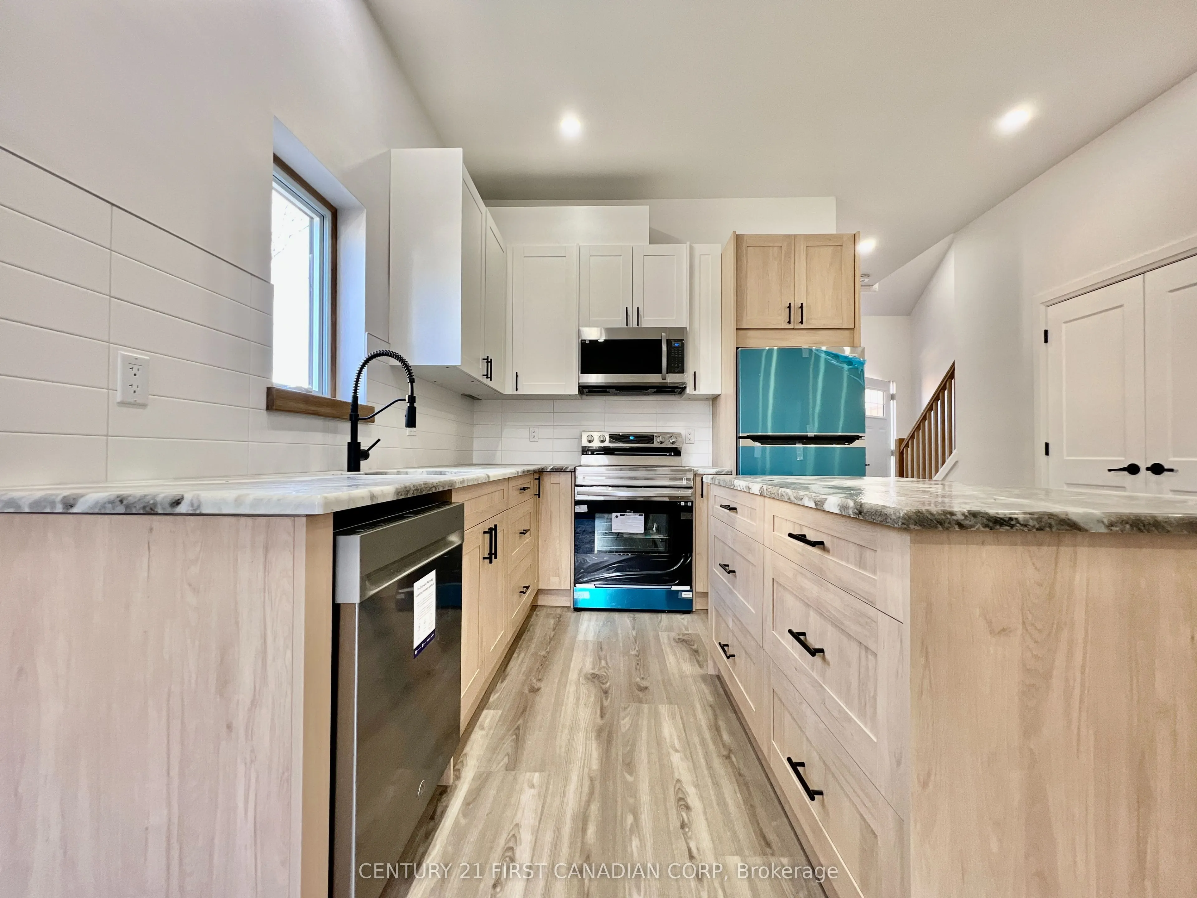 166 CENTRAL Avenue, #3