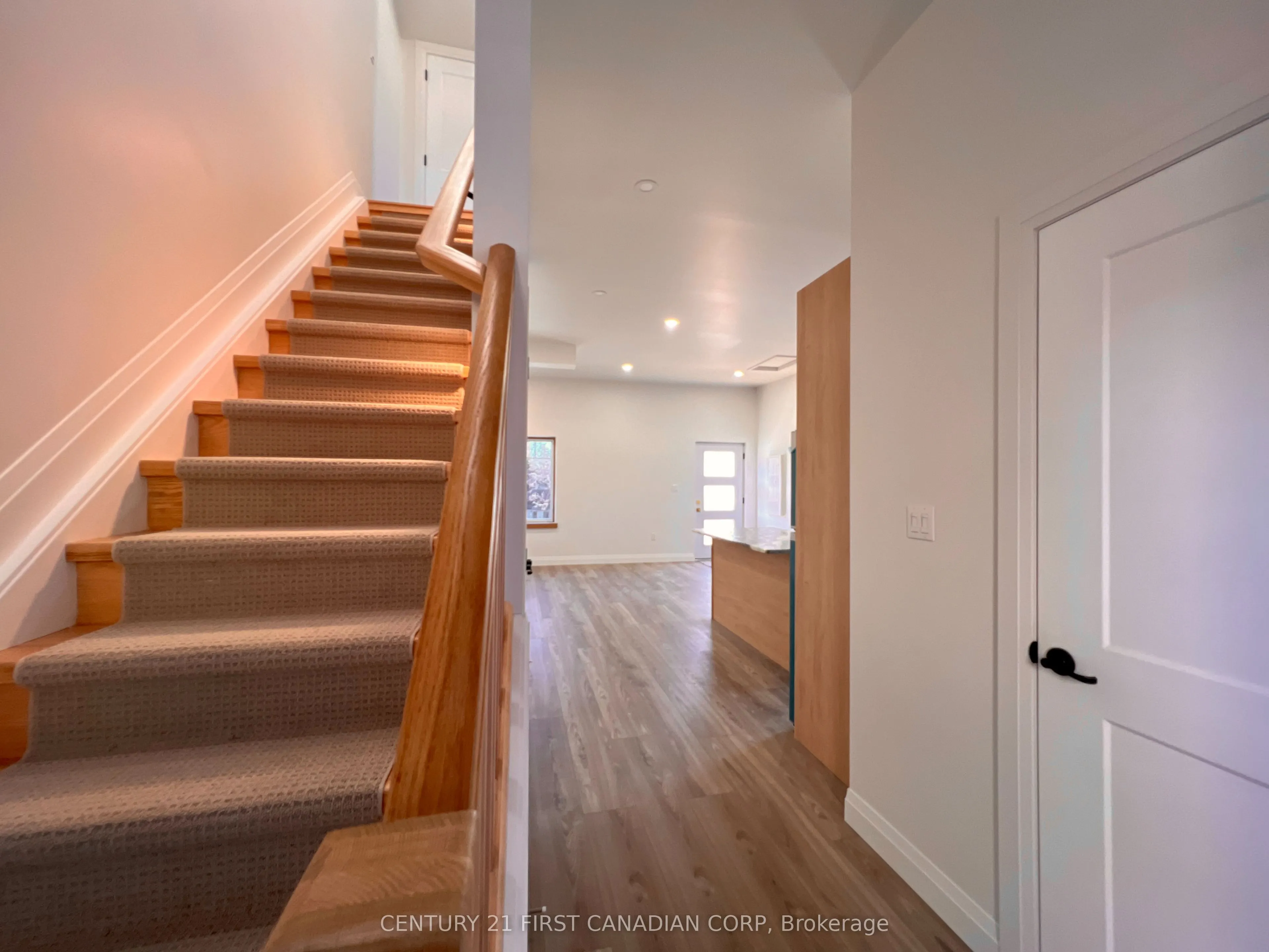 166 CENTRAL Avenue, #3