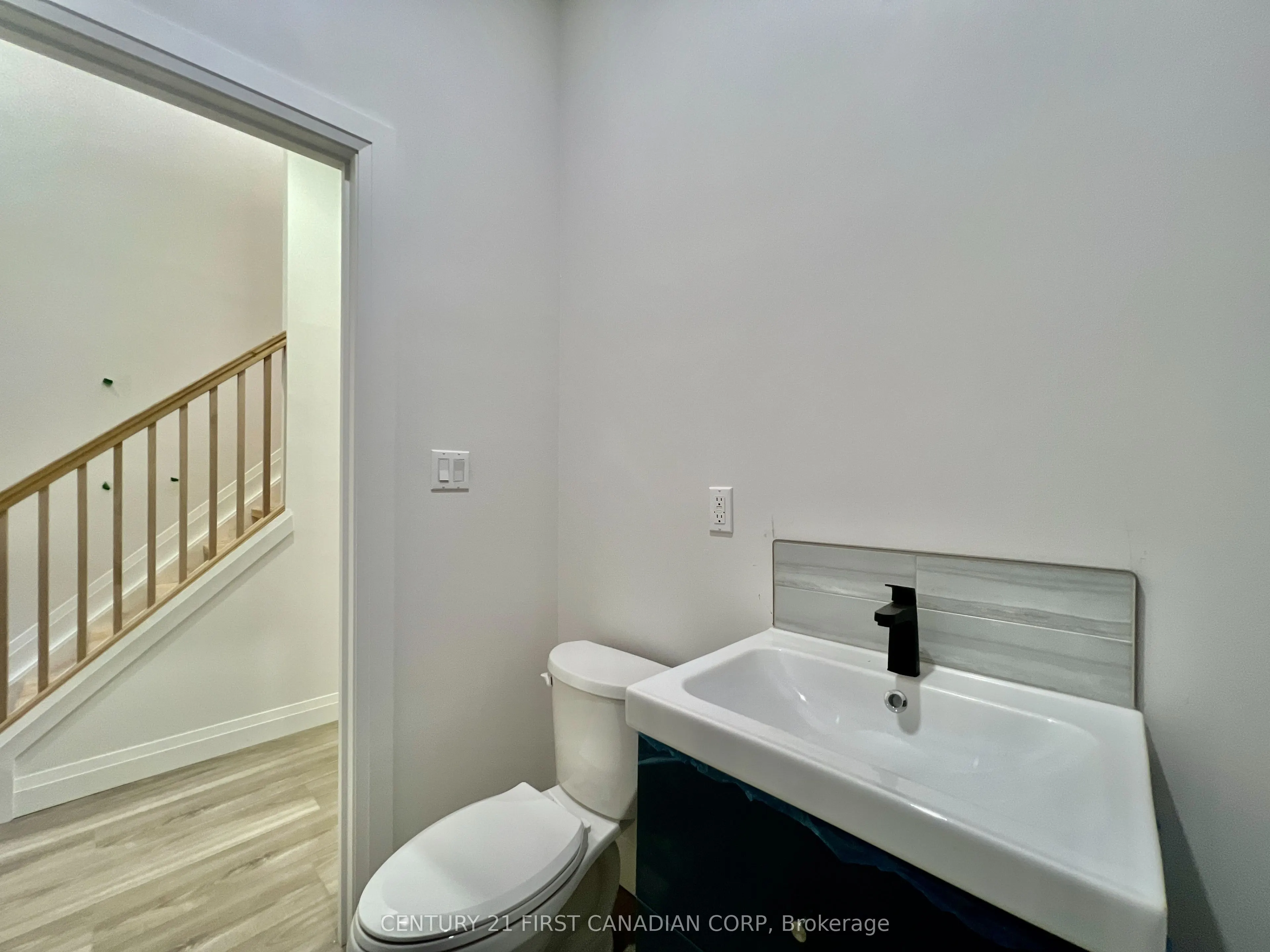 166 CENTRAL Avenue, #3
