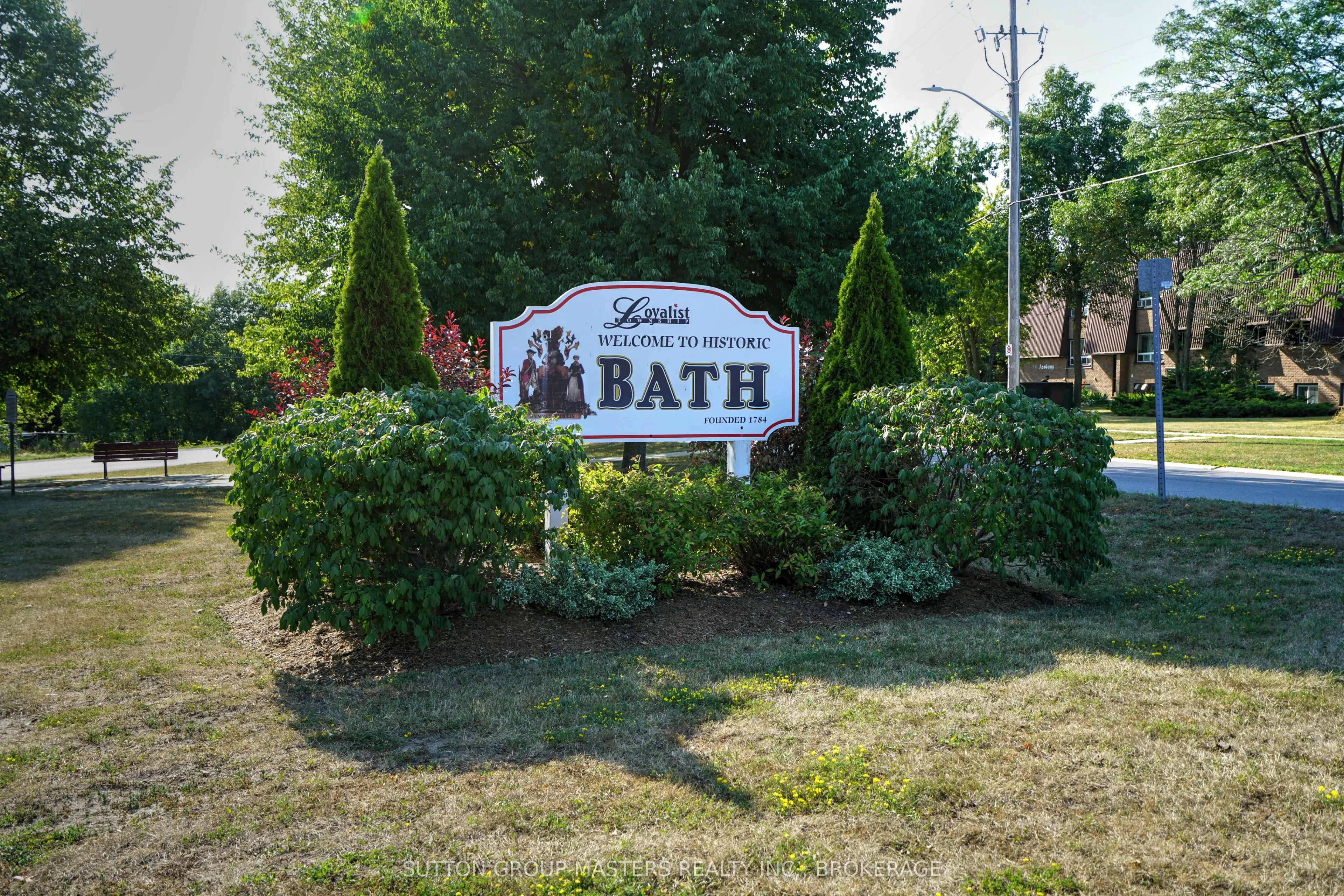 19 OAKMONT Drive