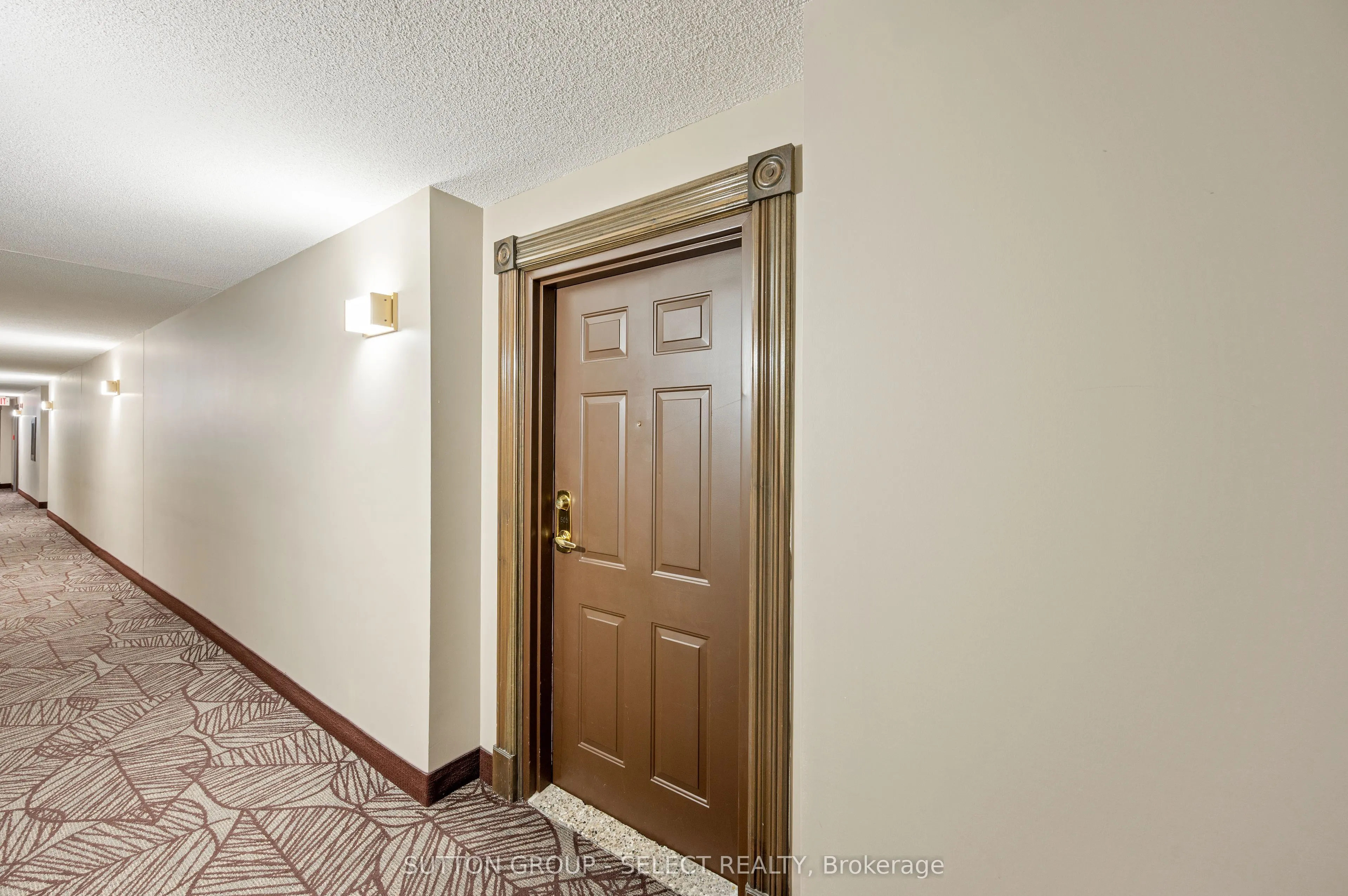 1180 COMMISSIONERS Road W, #505