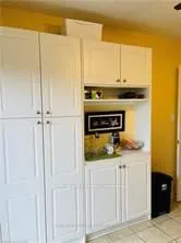 215 North Centre Road, #5