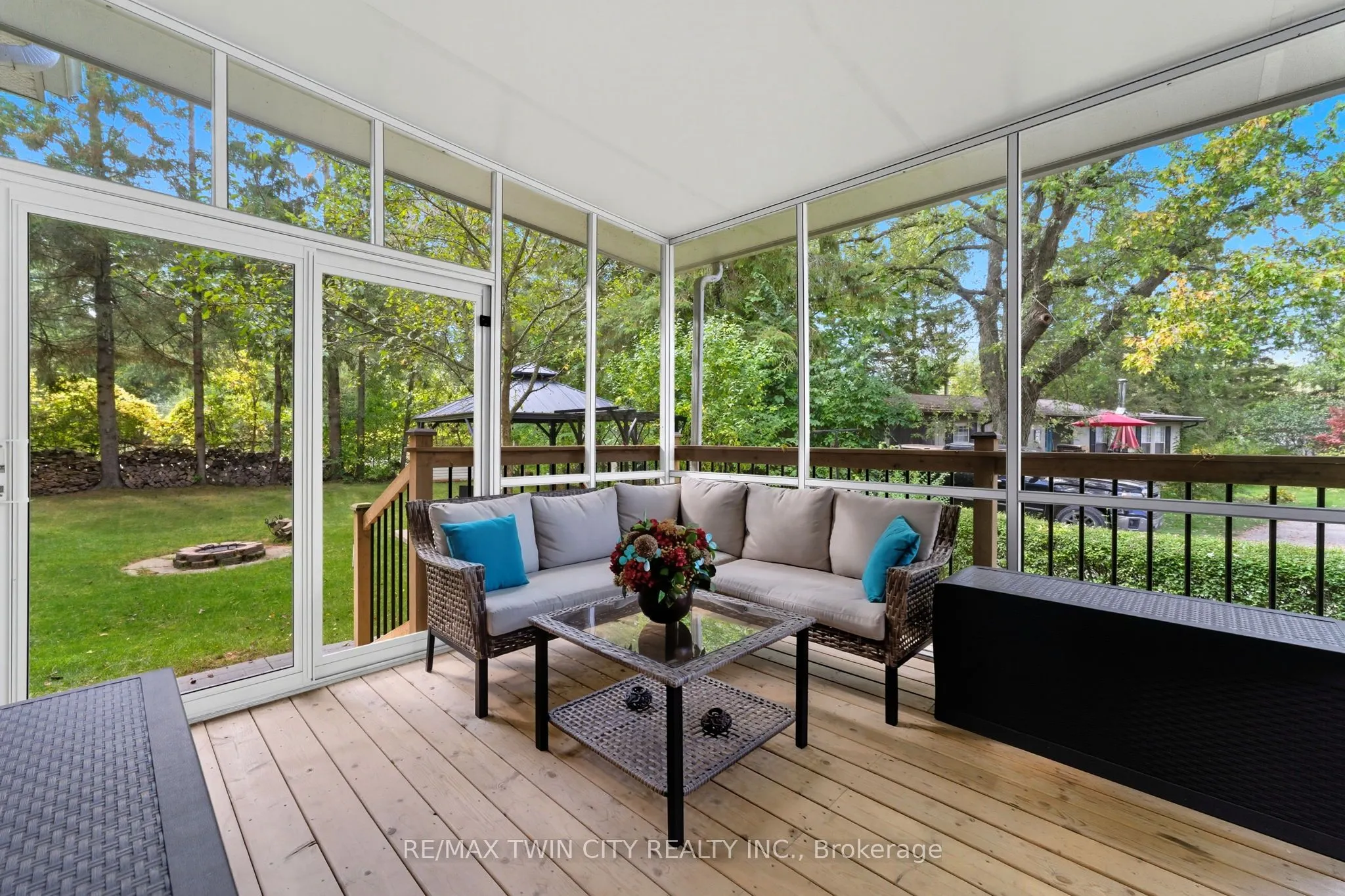673 BRANT WATERLOO Road, #518