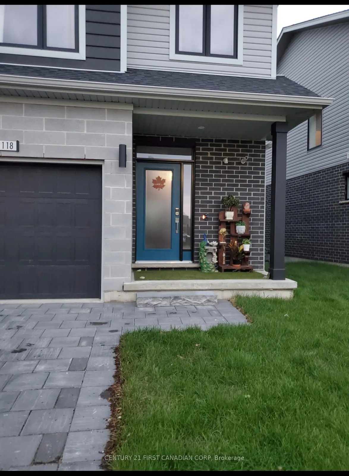 177 Edgevalley Road, #118