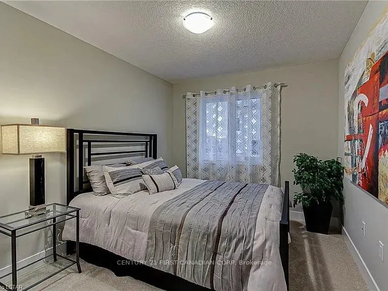 177 Edgevalley Road, #118