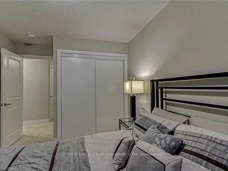 177 Edgevalley Road, #118