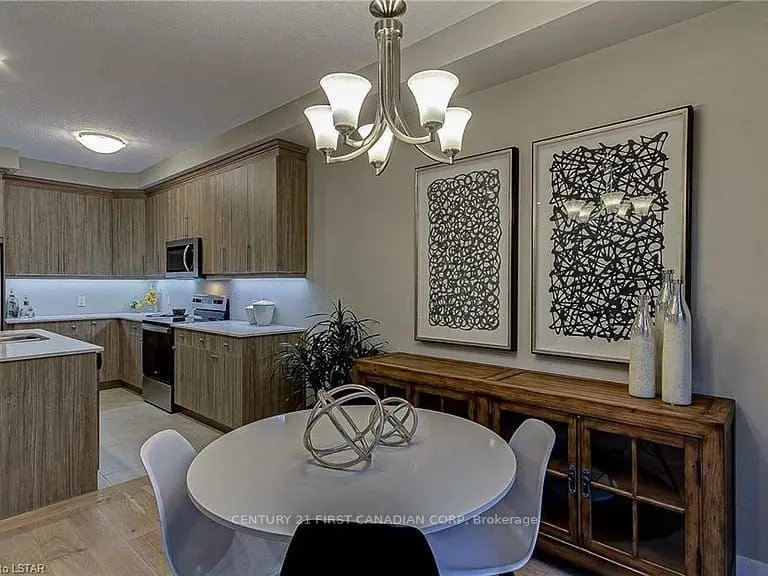177 Edgevalley Road, #118