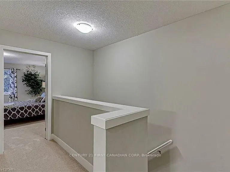 177 Edgevalley Road, #118