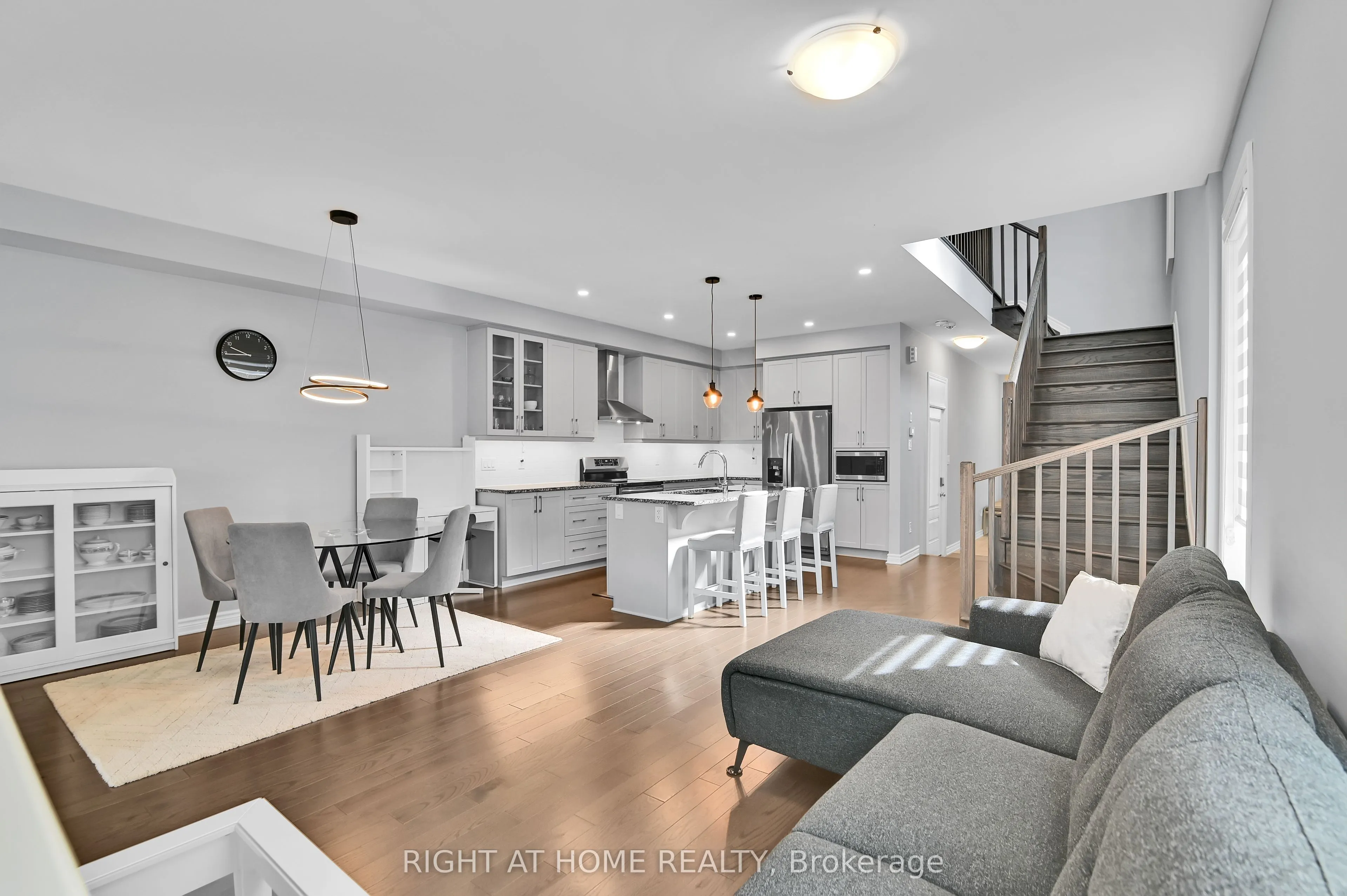 530 Muscari Street