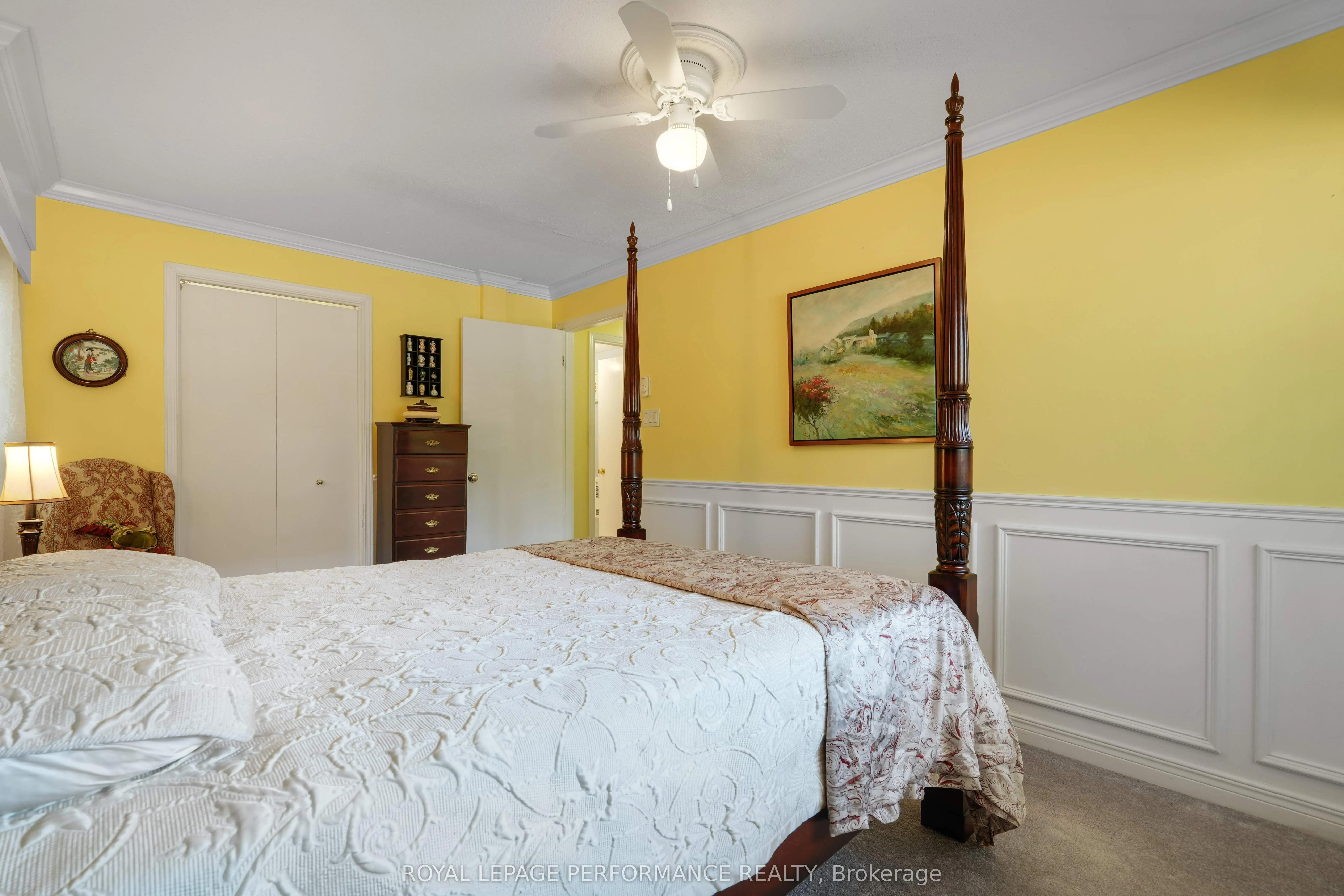 1589 St Bernard Street, #402