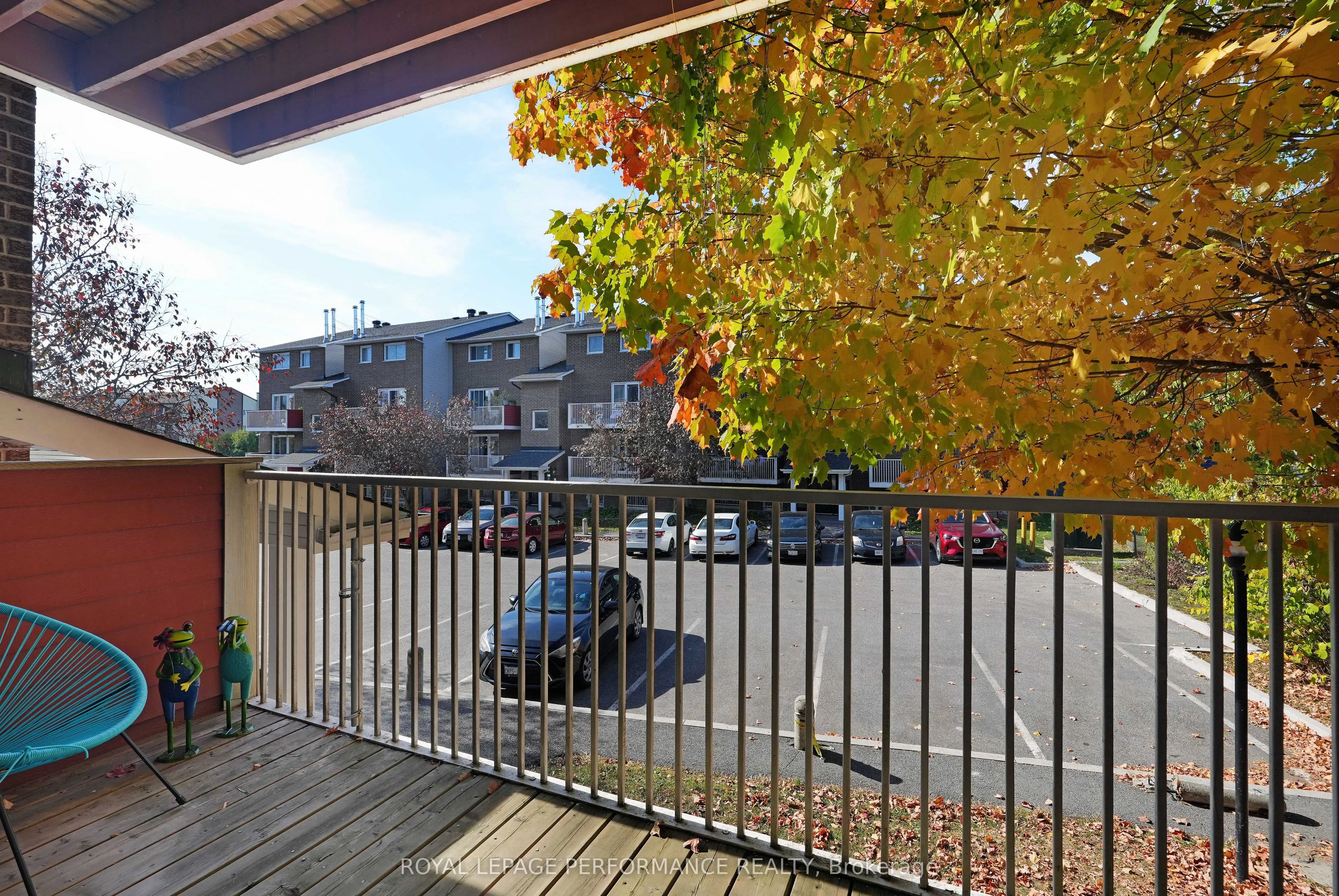 1589 St Bernard Street, #402