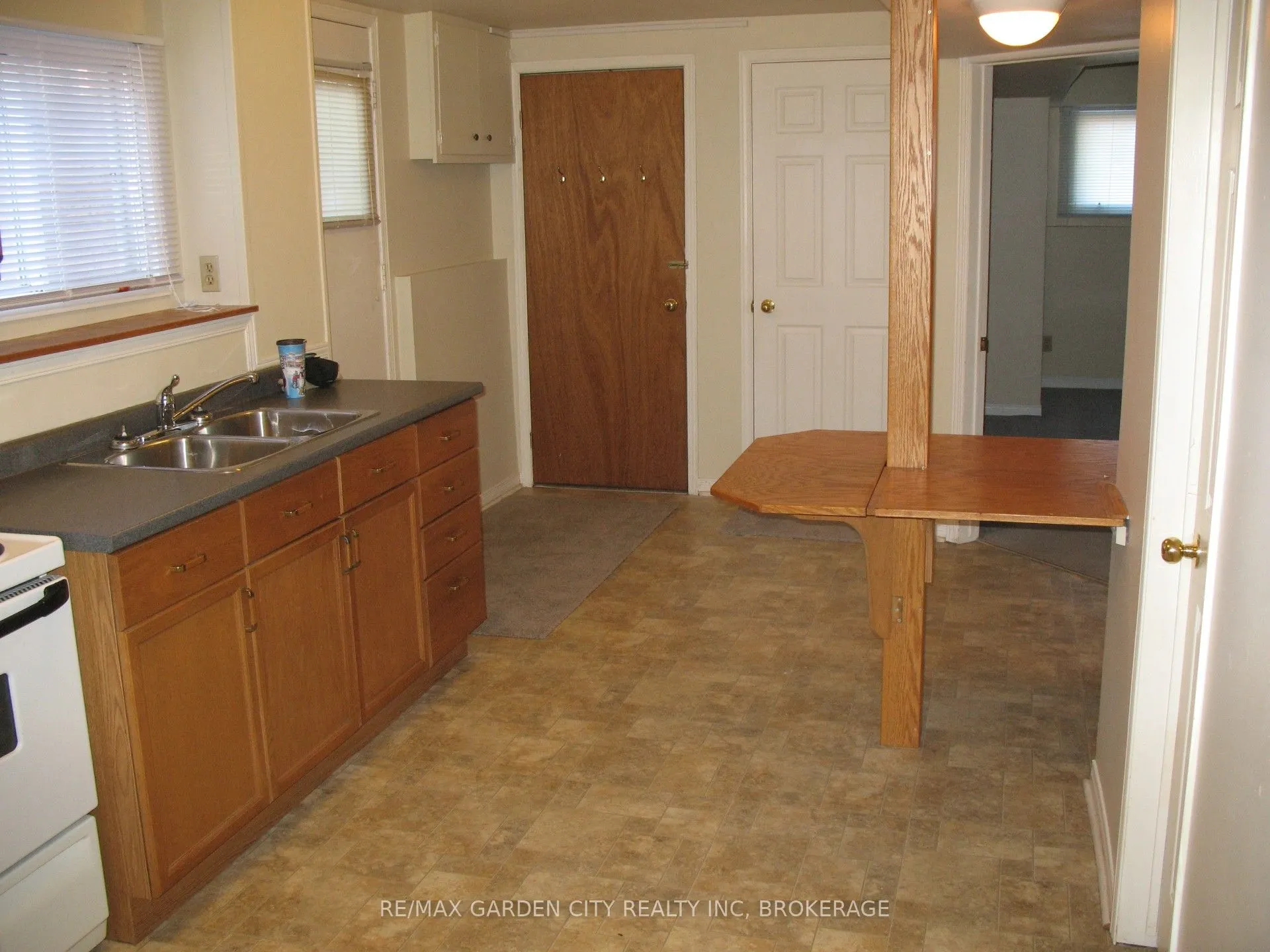 4549 Carriage Road