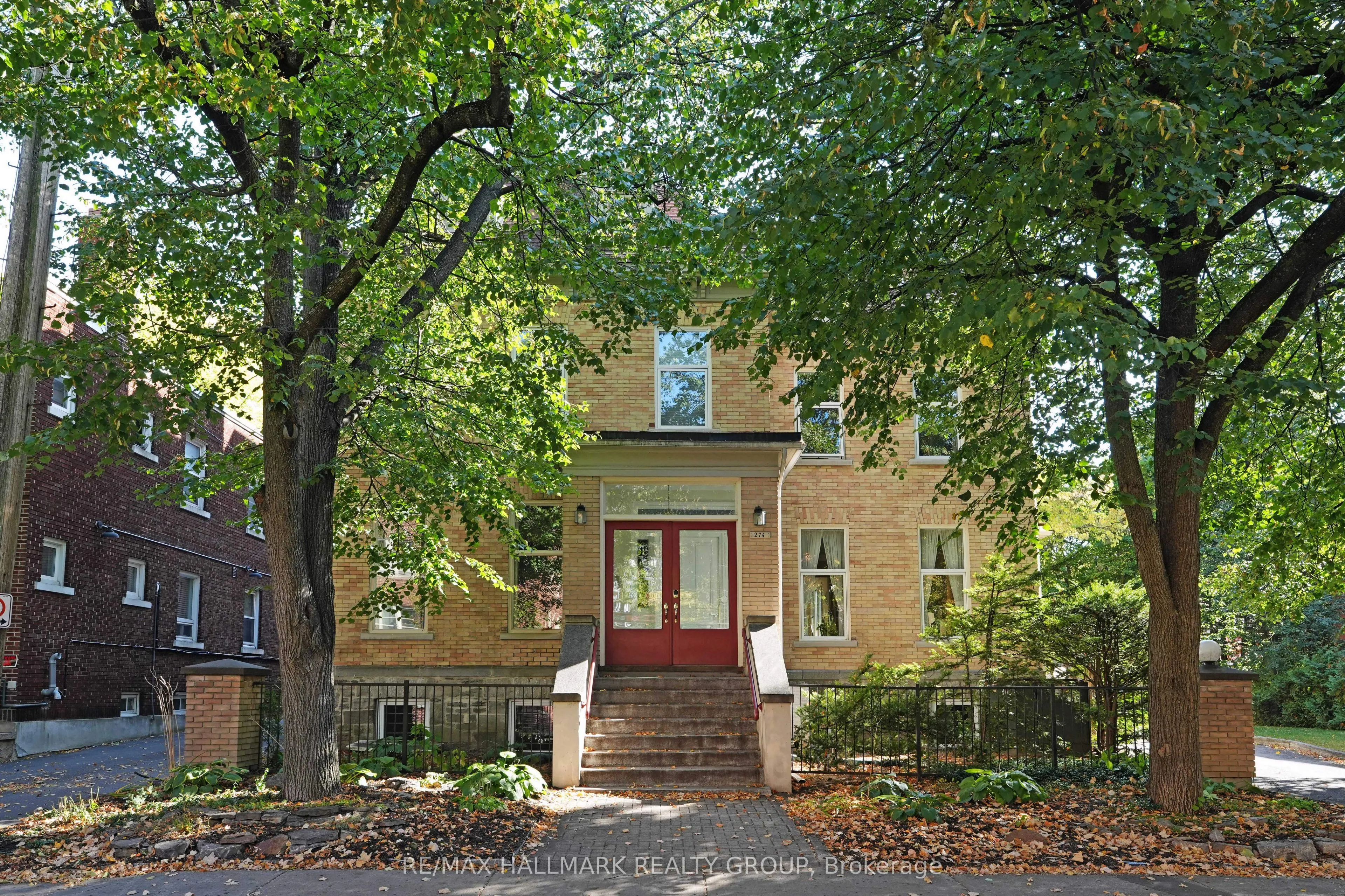 274 DALY Avenue, #5