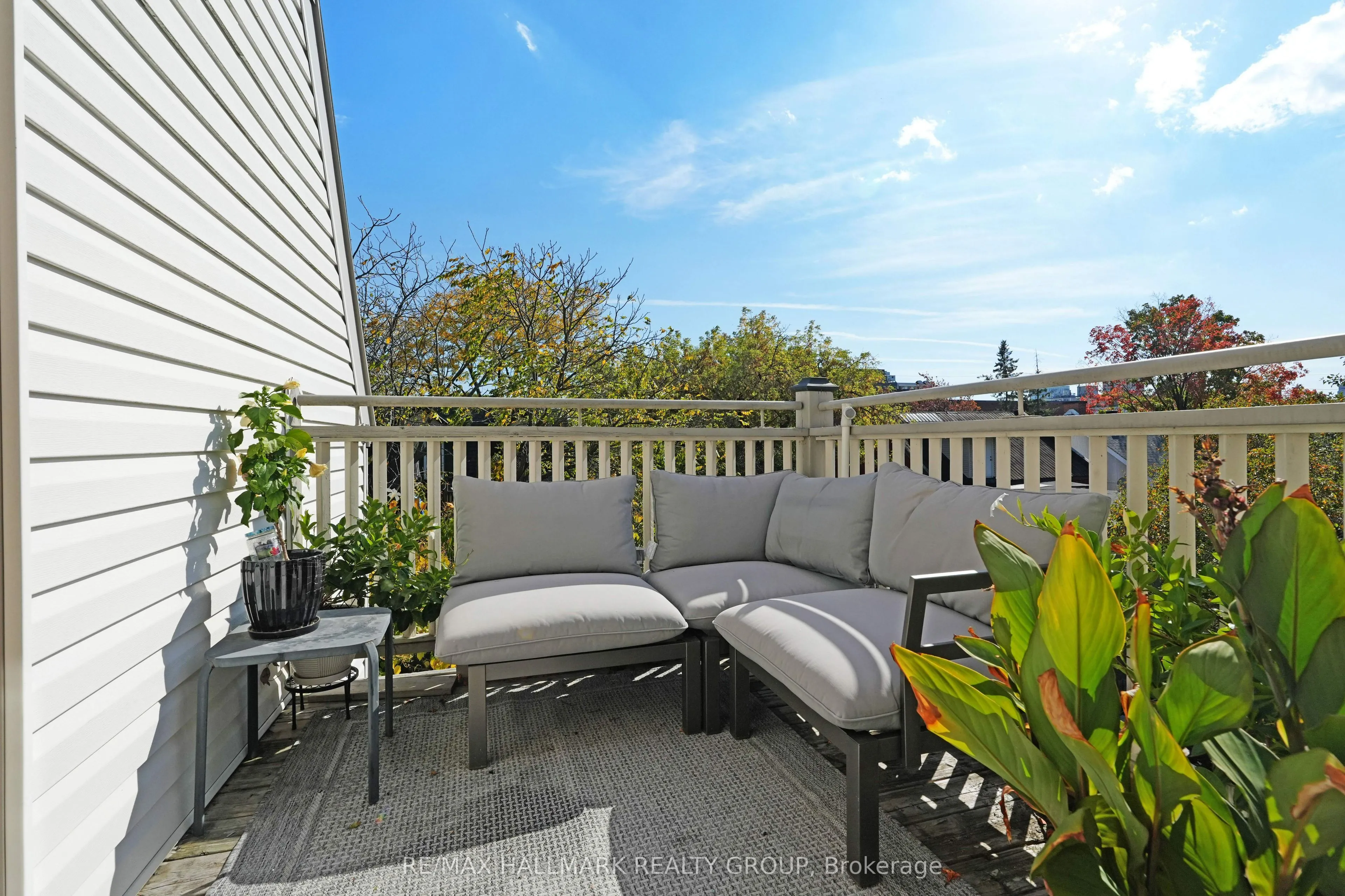 274 DALY Avenue, #5