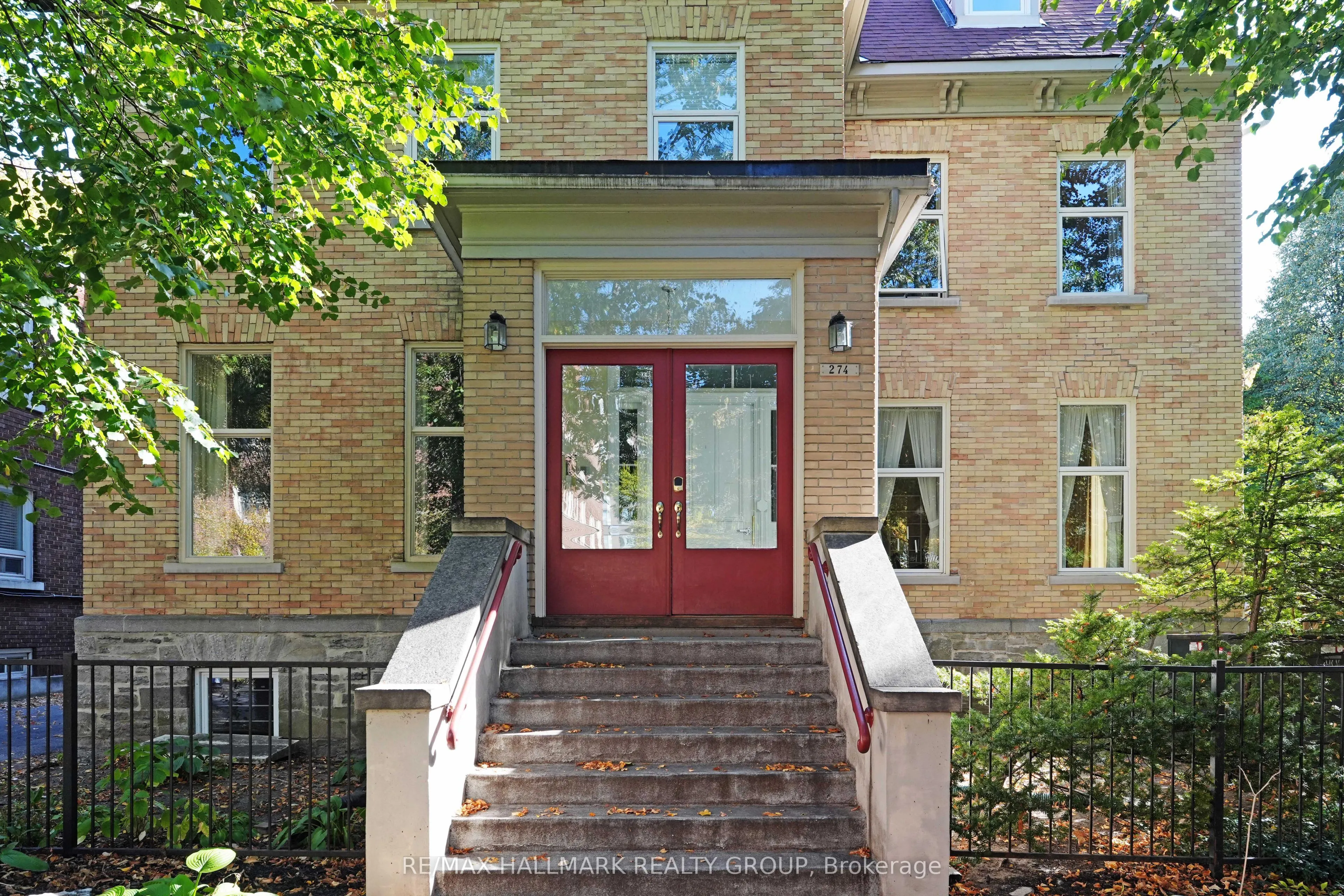 274 DALY Avenue, #5